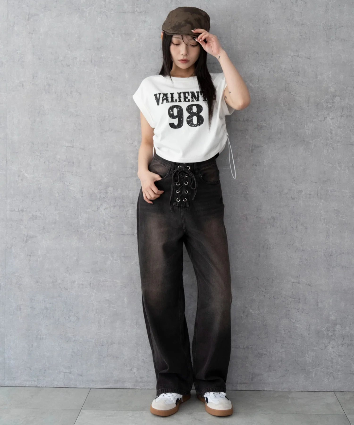 レースアップデニムパンツ - Image 4