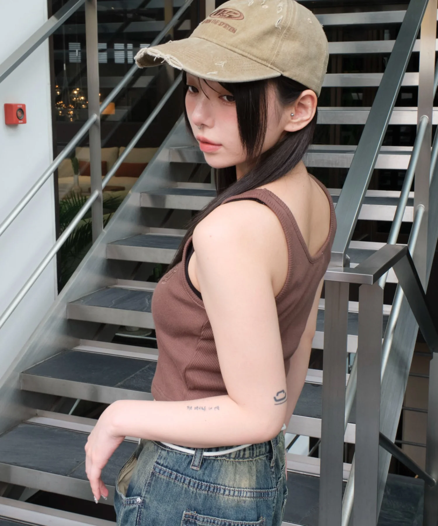 スタッズグラフィックタンク - Image 14
