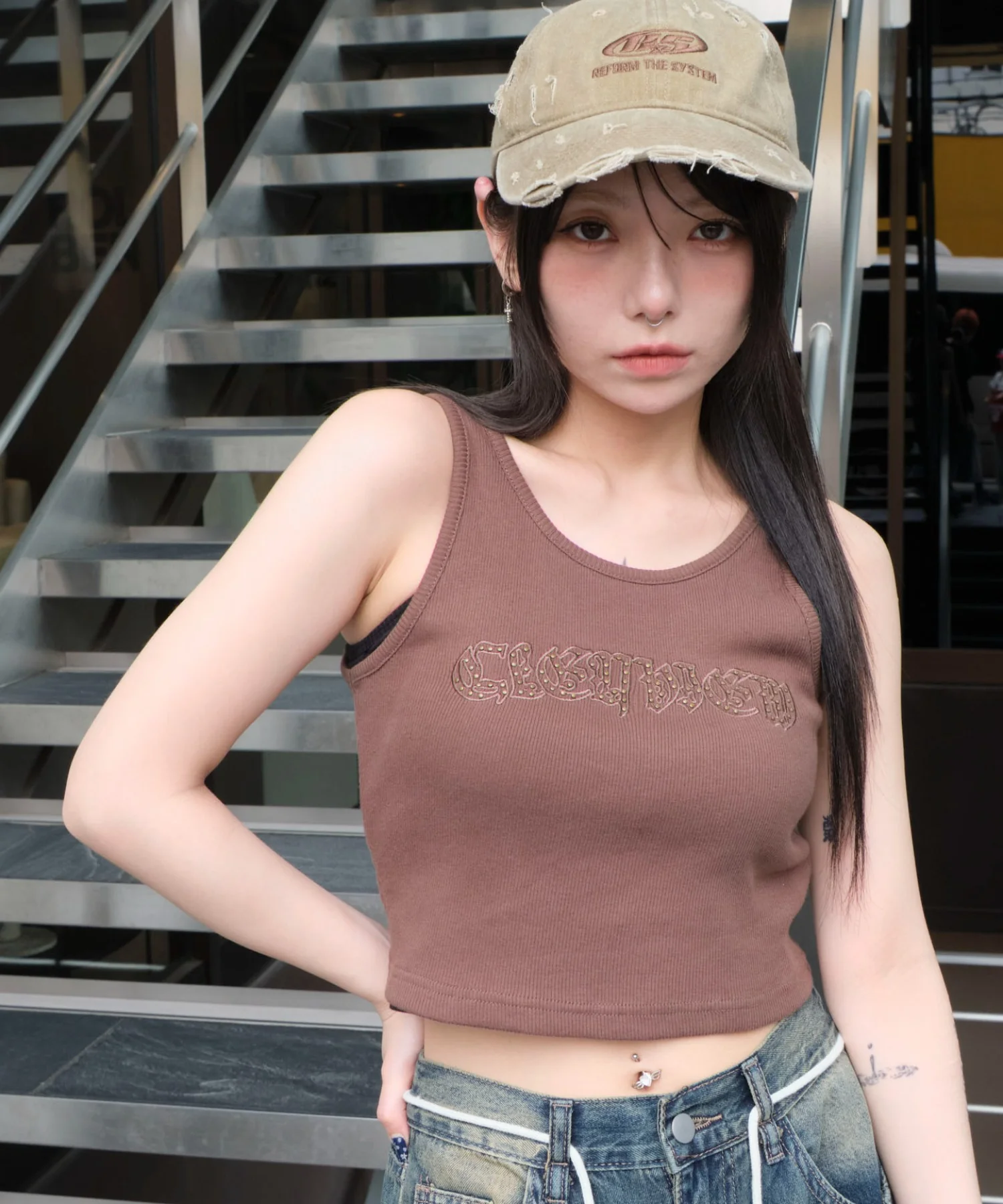 スタッズグラフィックタンク - Image 2