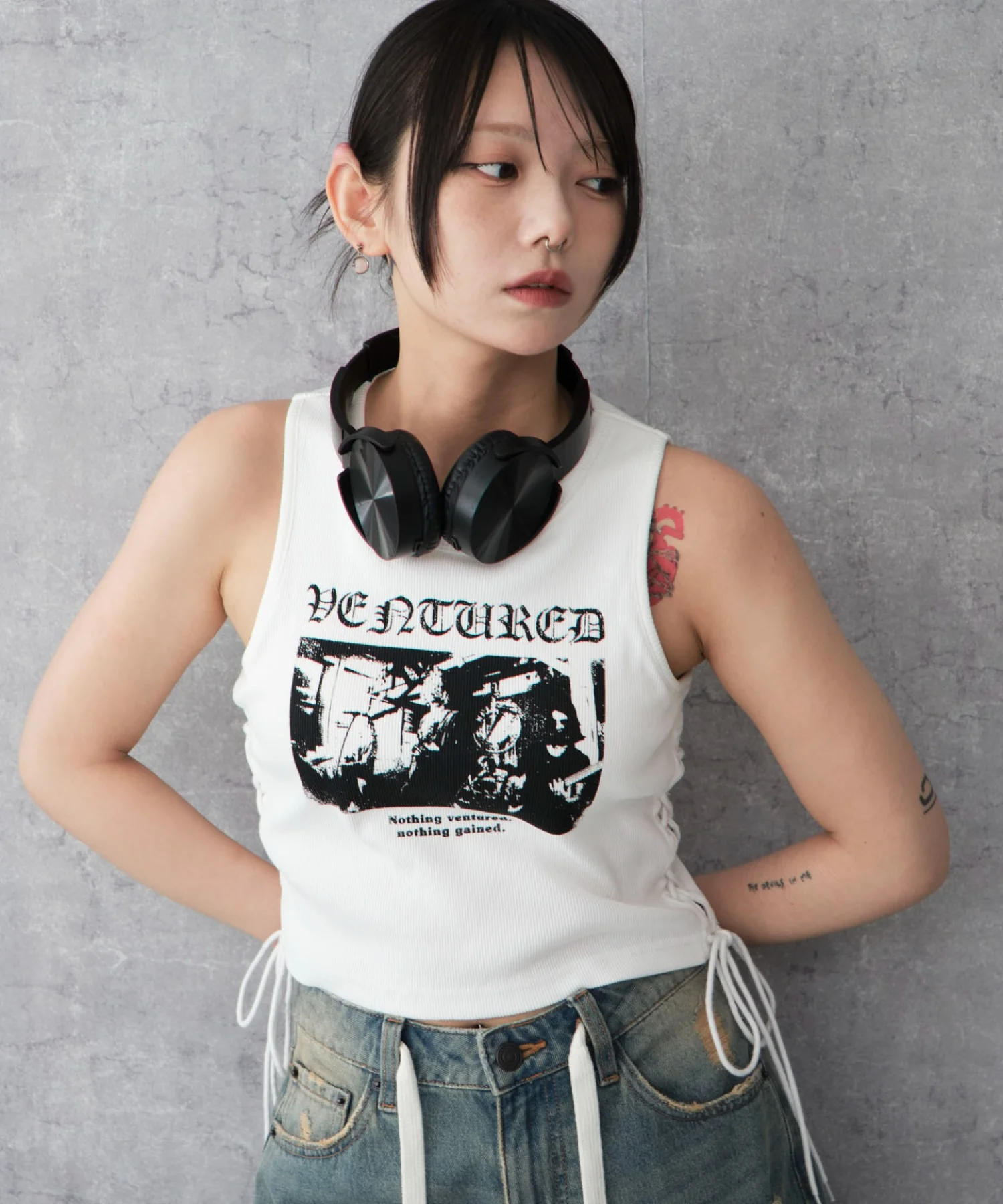 サイドレースアップグラフィックタンク - Image 9