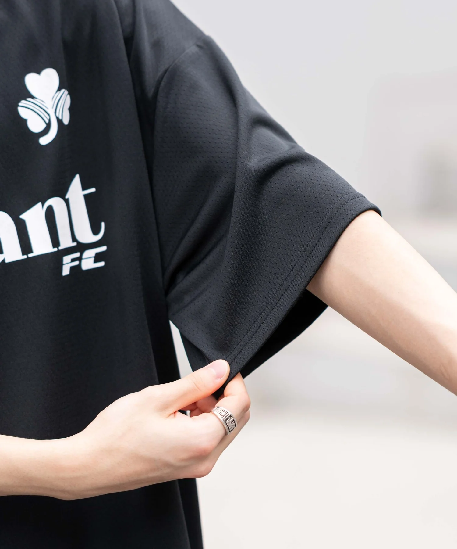 アクセ付きメッシュロゴT（SS） - Image 9