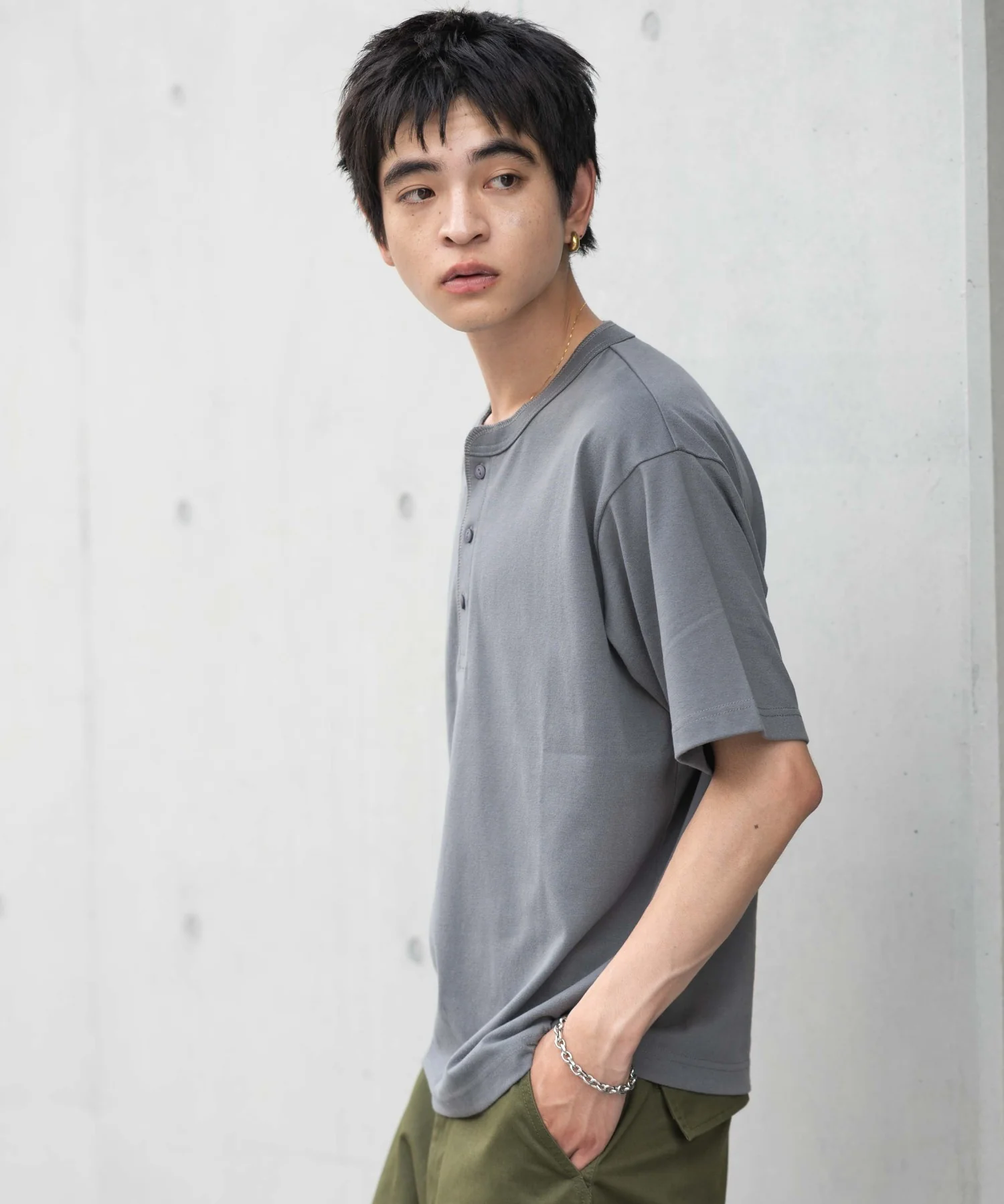 リラックスフィットヘンリーネックT（SS） - Image 31