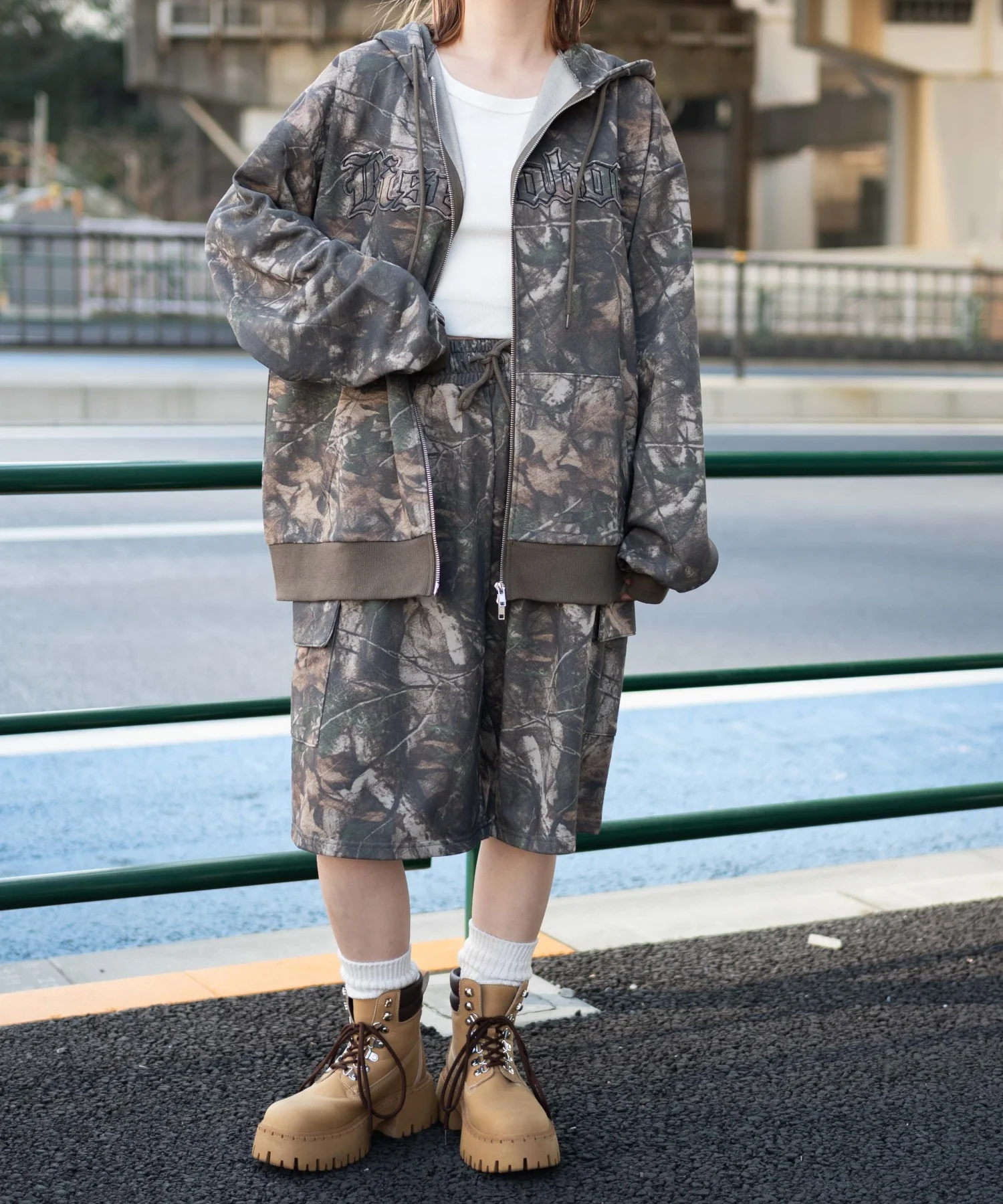 リアルツリーカモフラBIGZIPパーカー - Image 15