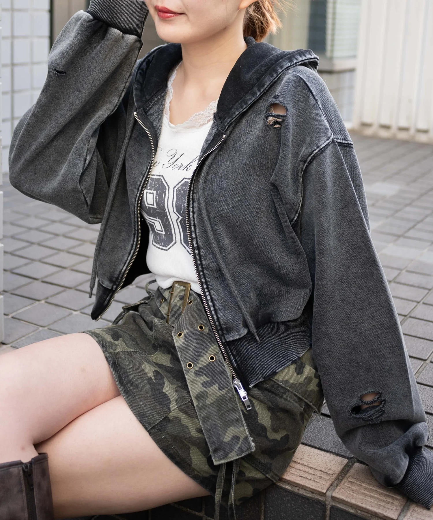 ダメージショートジップパーカー - Image 11
