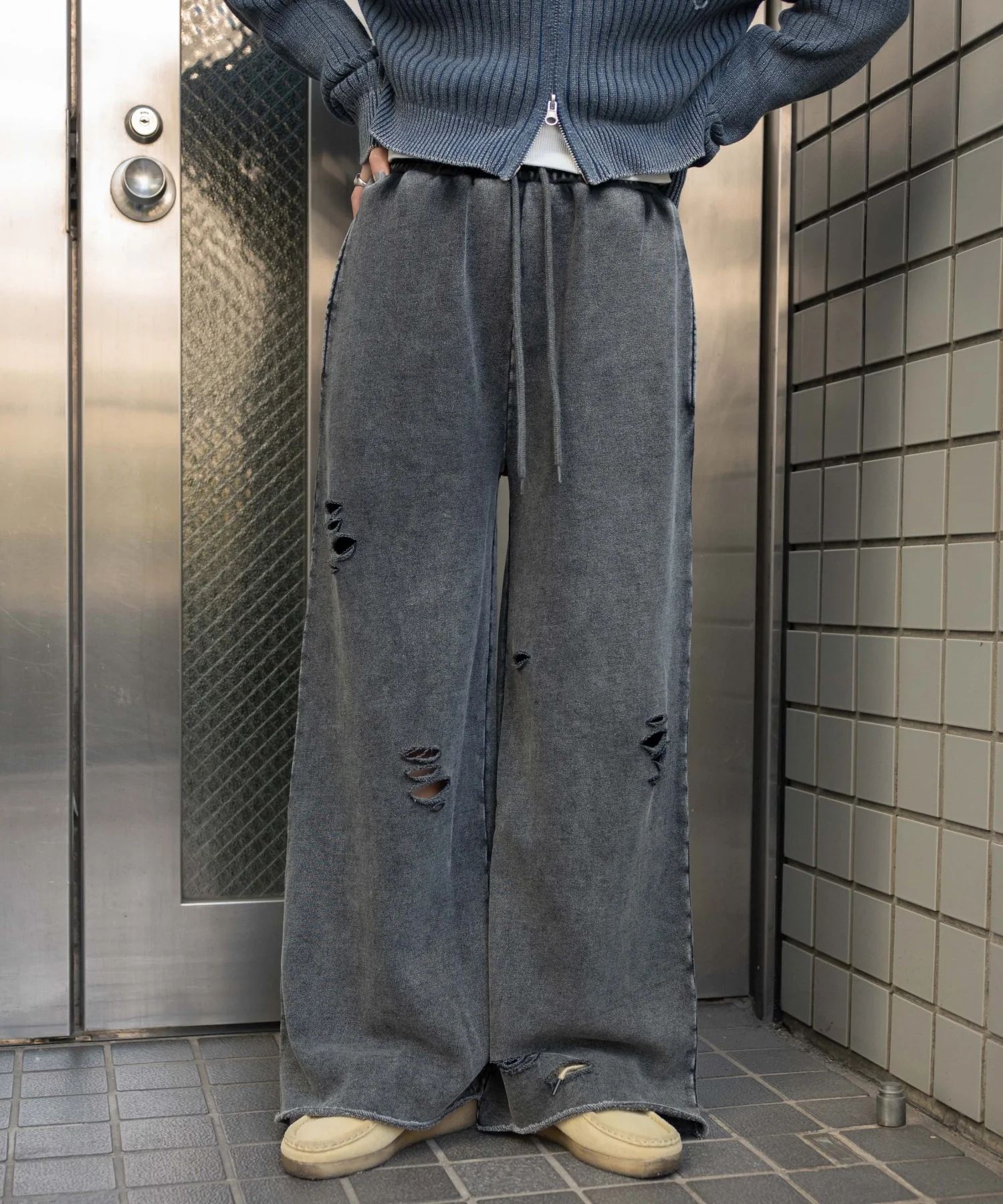 ダメージスウェットワイドパンツ - Image 20
