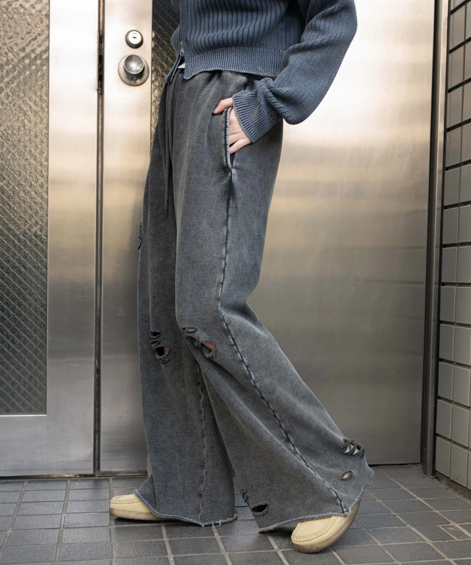 ダメージスウェットワイドパンツ - Image 21