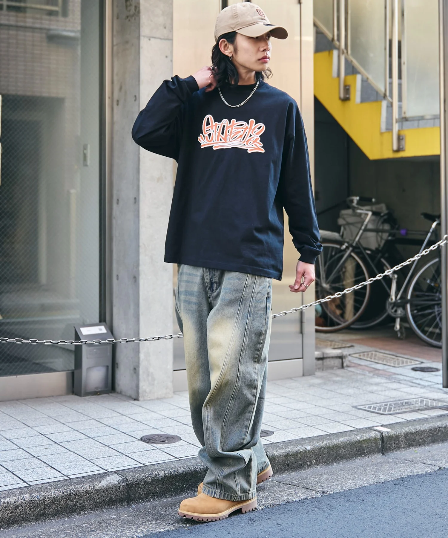 アクセ付きグラフィックプリントT(LS) - Image 22