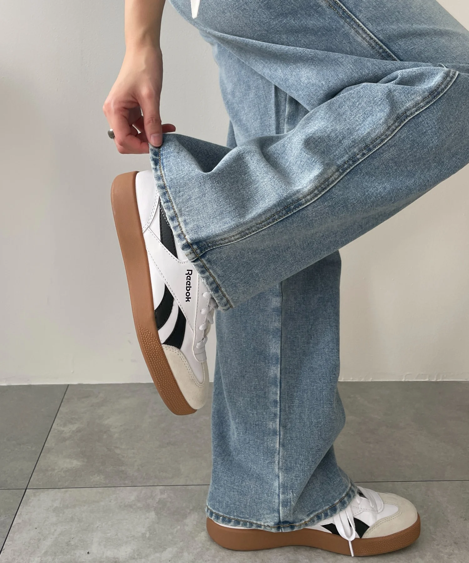ストレートデニムパンツ - Image 18