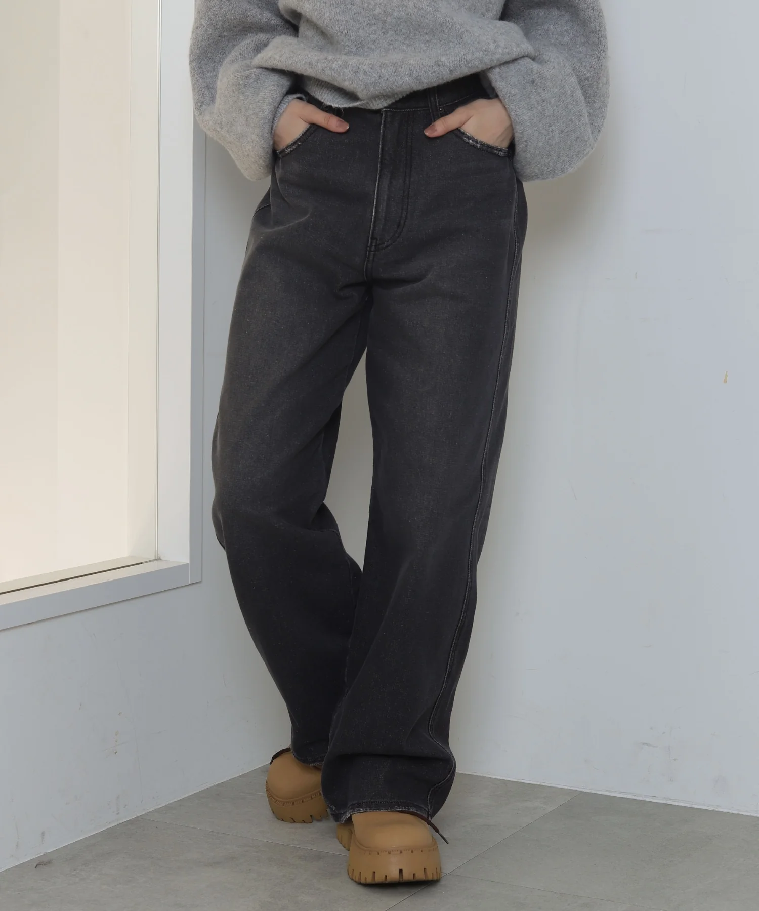 ストレートデニムパンツ - Image 43
