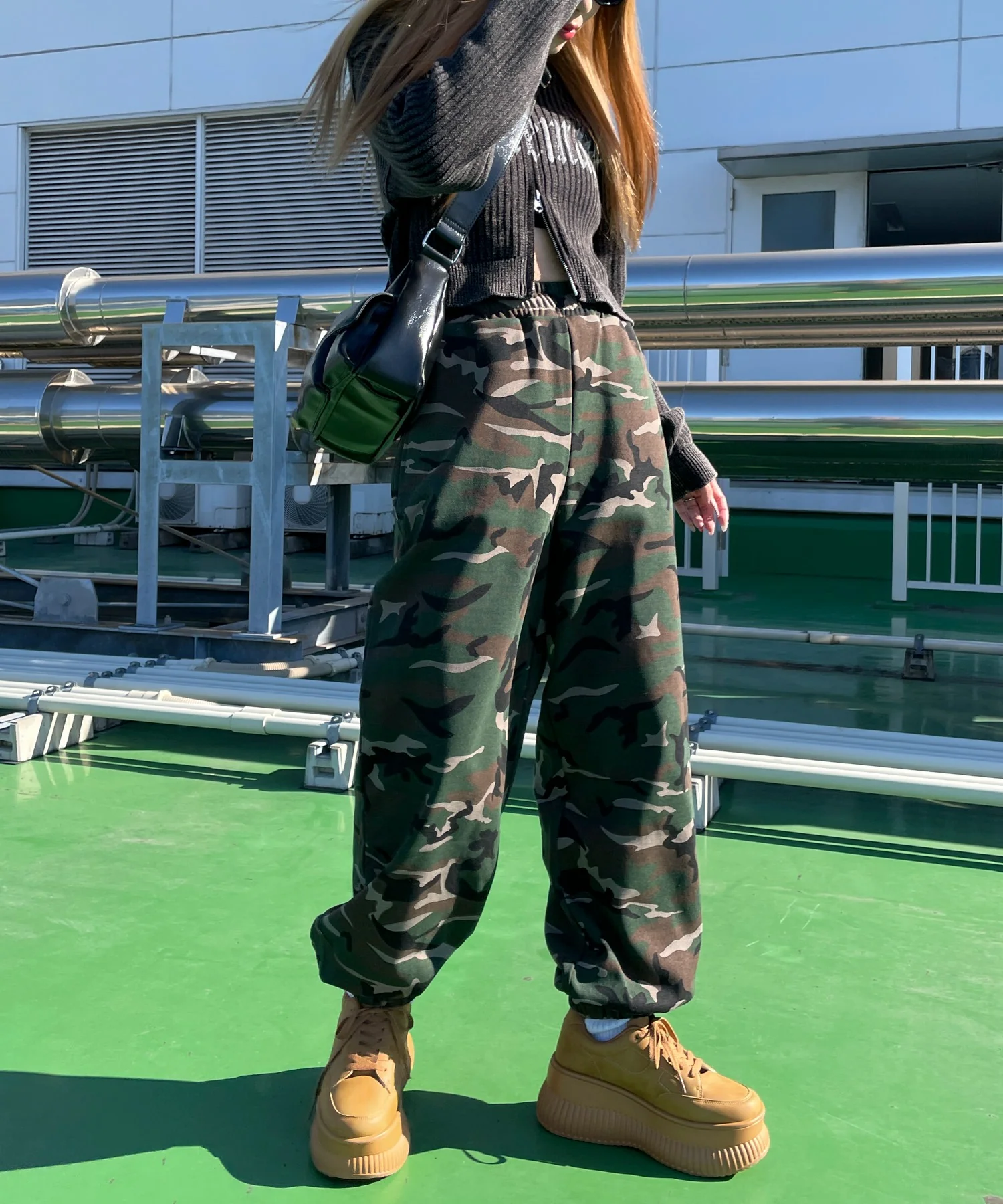 ヒップロゴスウェットパンツ - Image 20