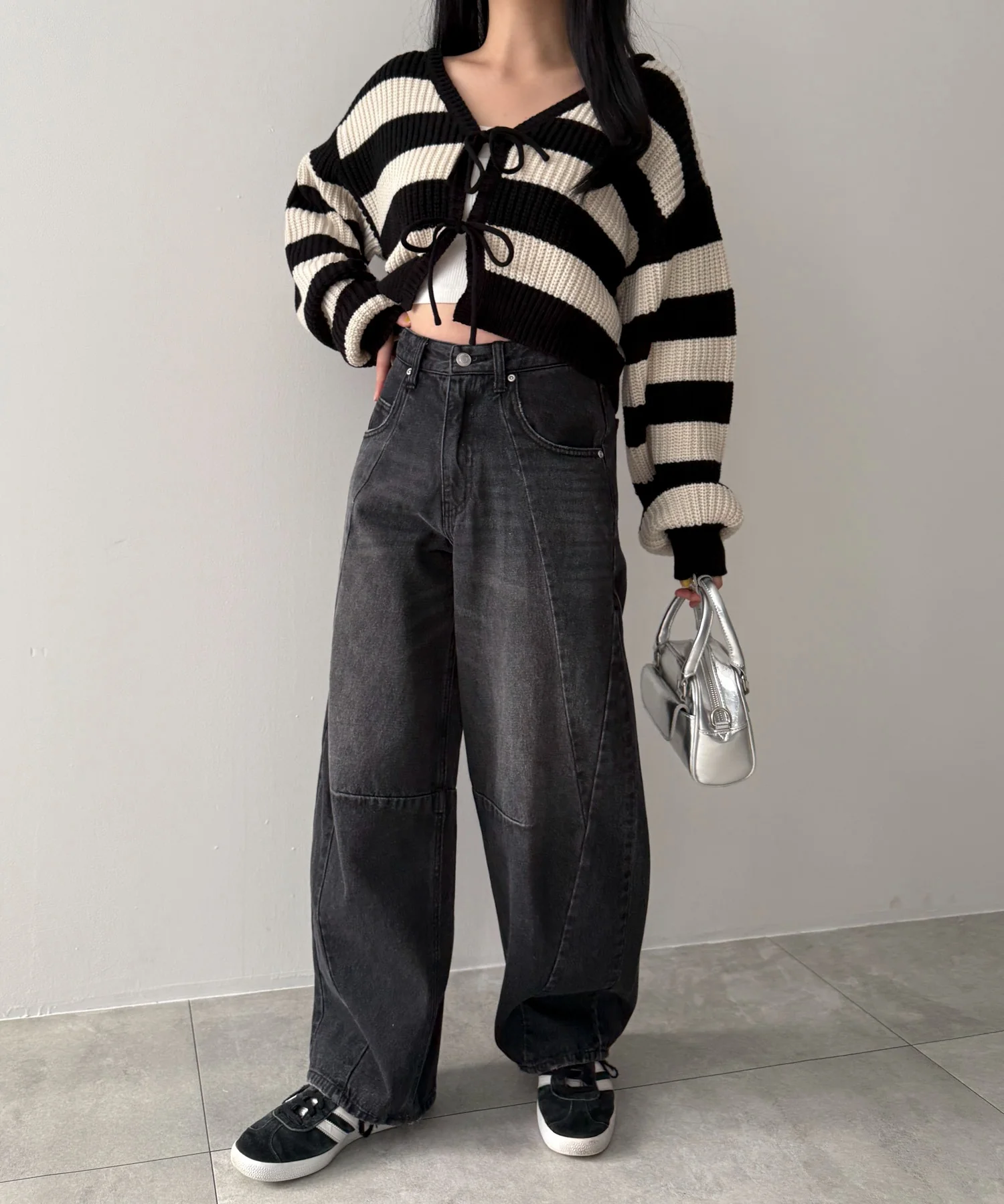 カーブラインバレルレッグデニムパンツ - Image 13