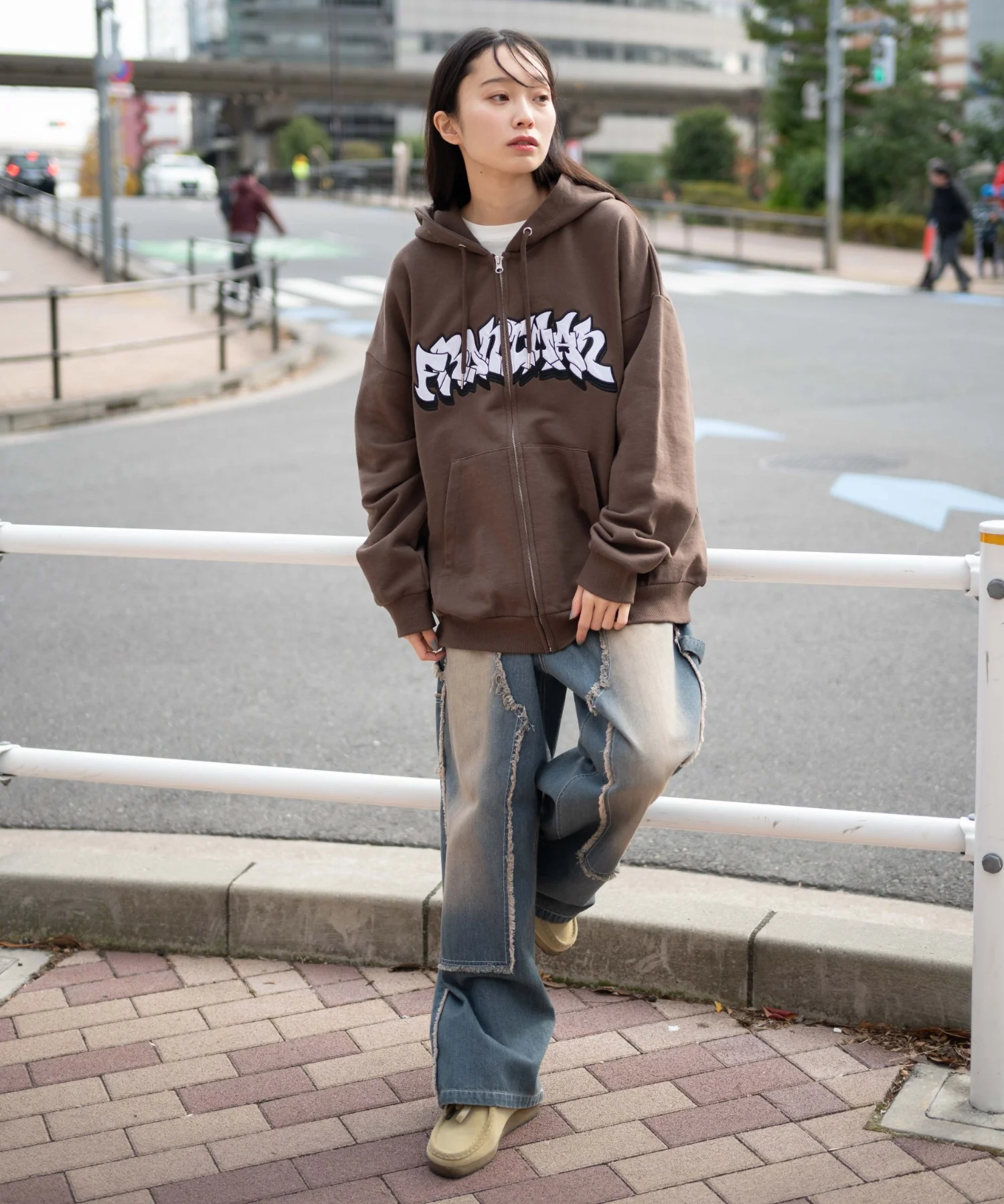 ワッペンロゴZIPパーカー - Image 30