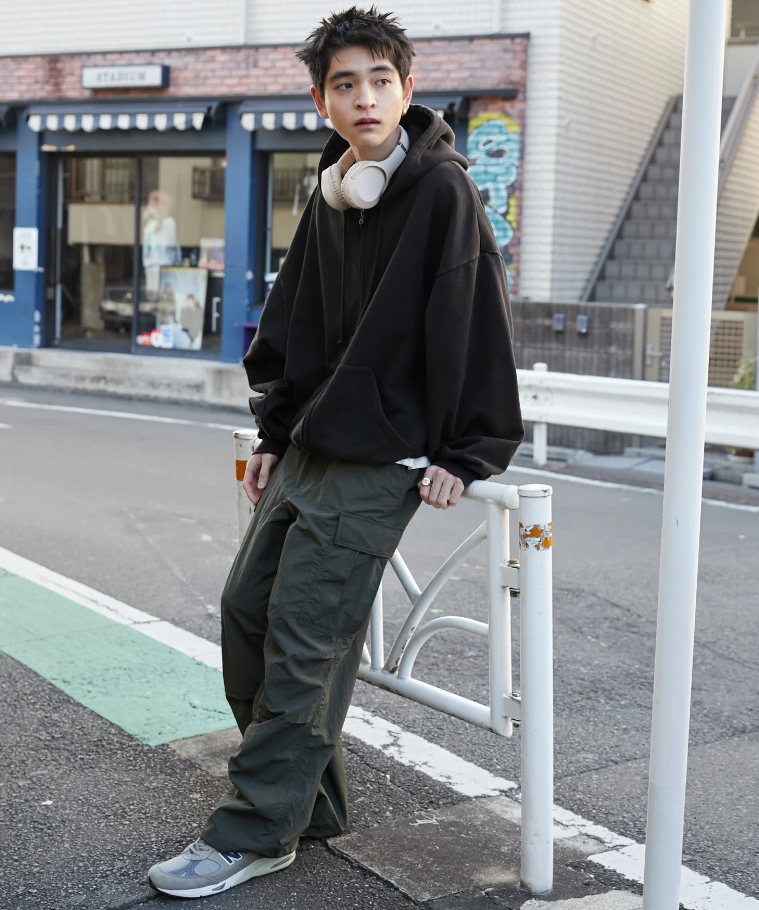 ケミカルウォッシュバルーンZIPパーカー - Image 3