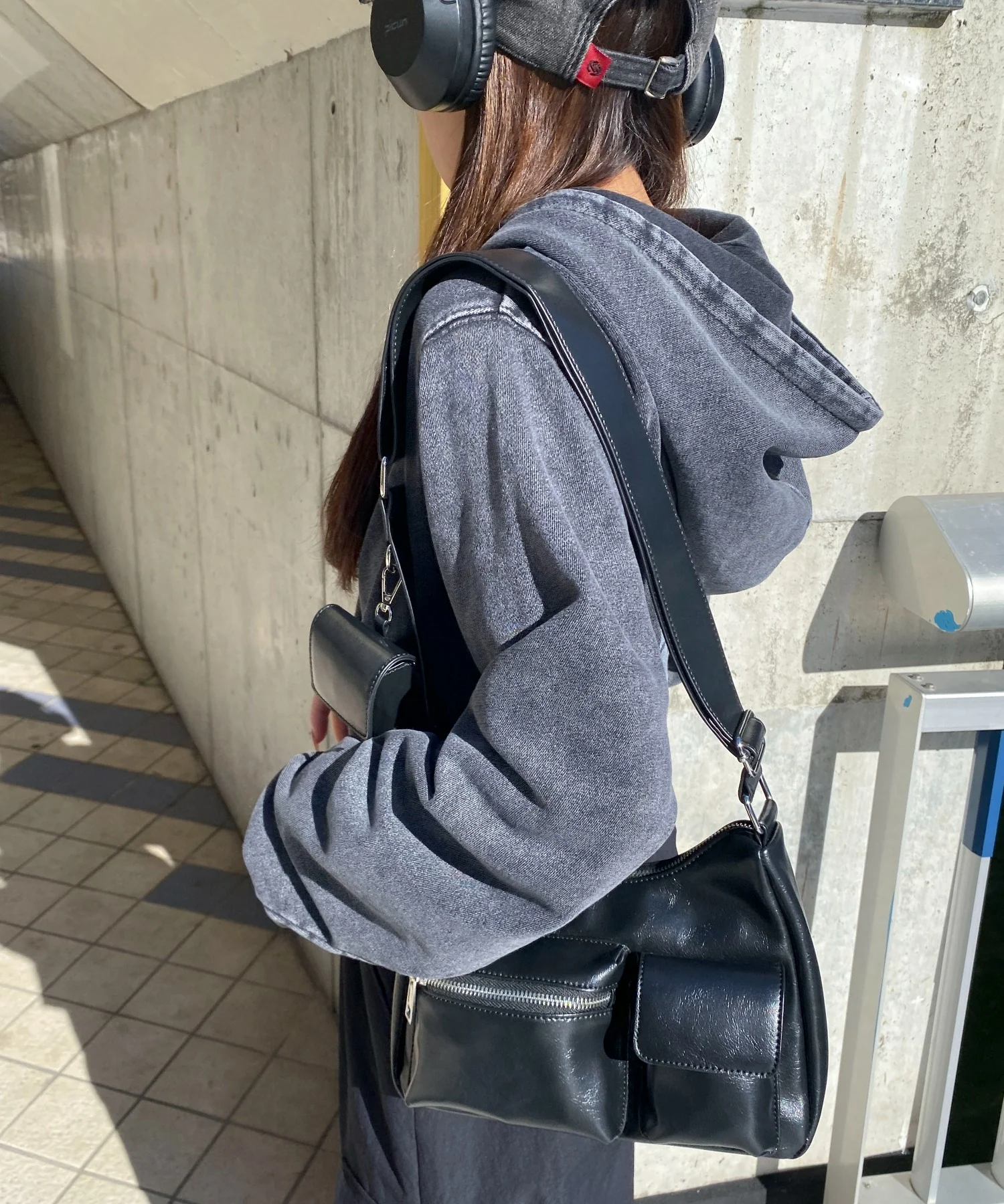 ポーチ付きランダムポケットデザインショルダー - Image 16
