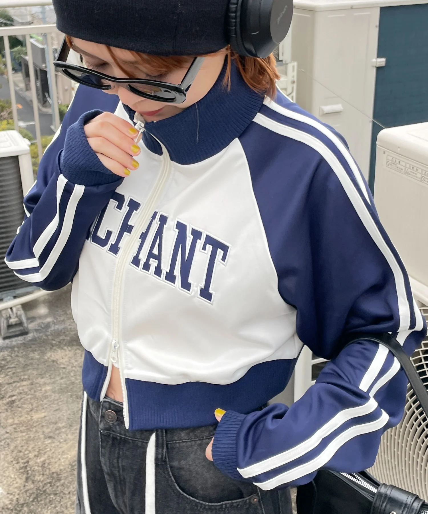 グラフィックショートトラックジャケット - Image 11