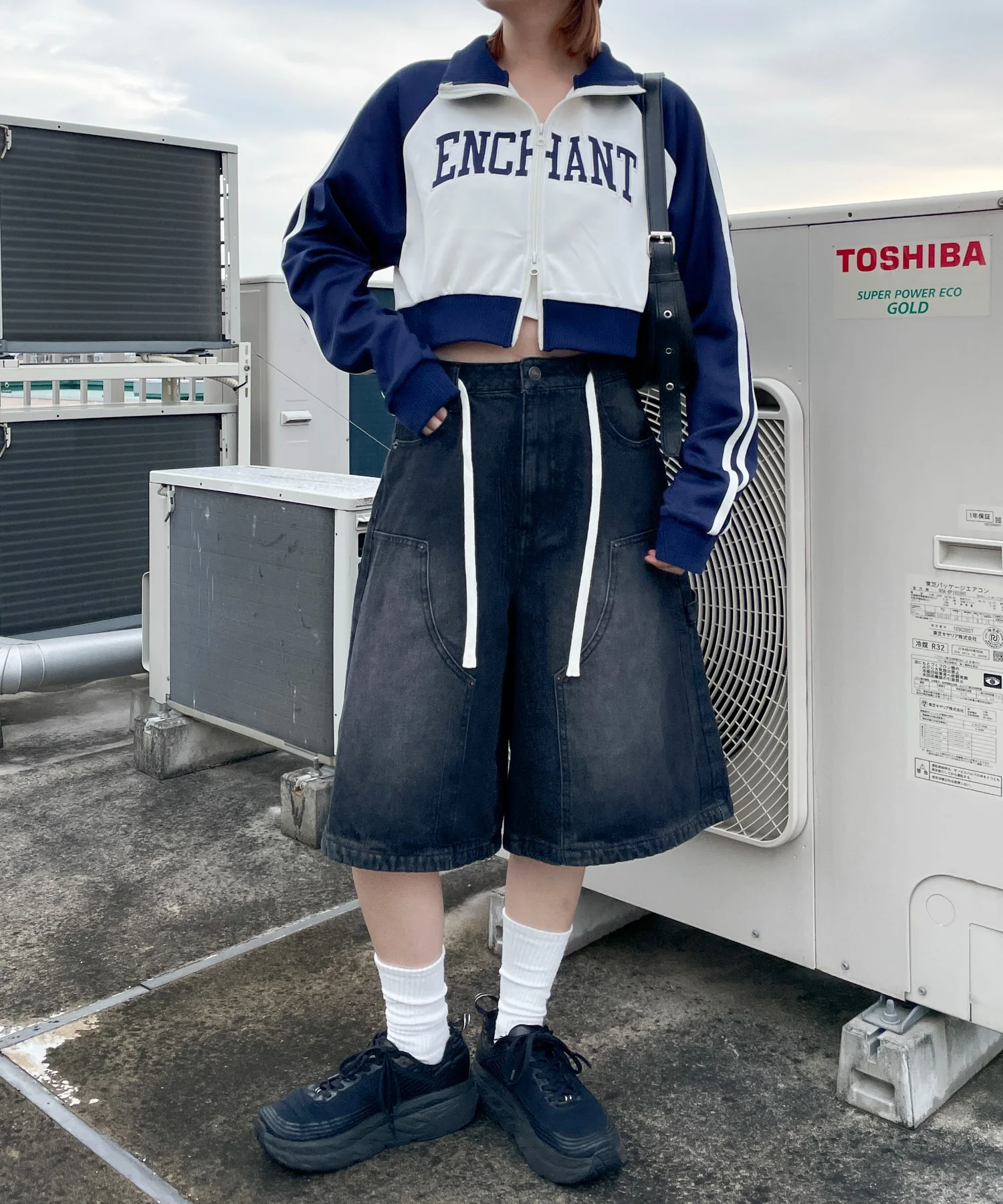 グラフィックショートトラックジャケット - Image 4