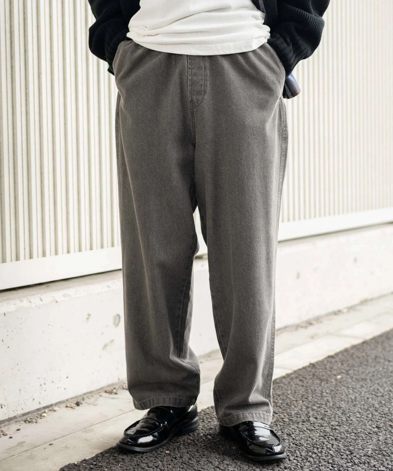 デニムイージーストレートパンツ - Image 4
