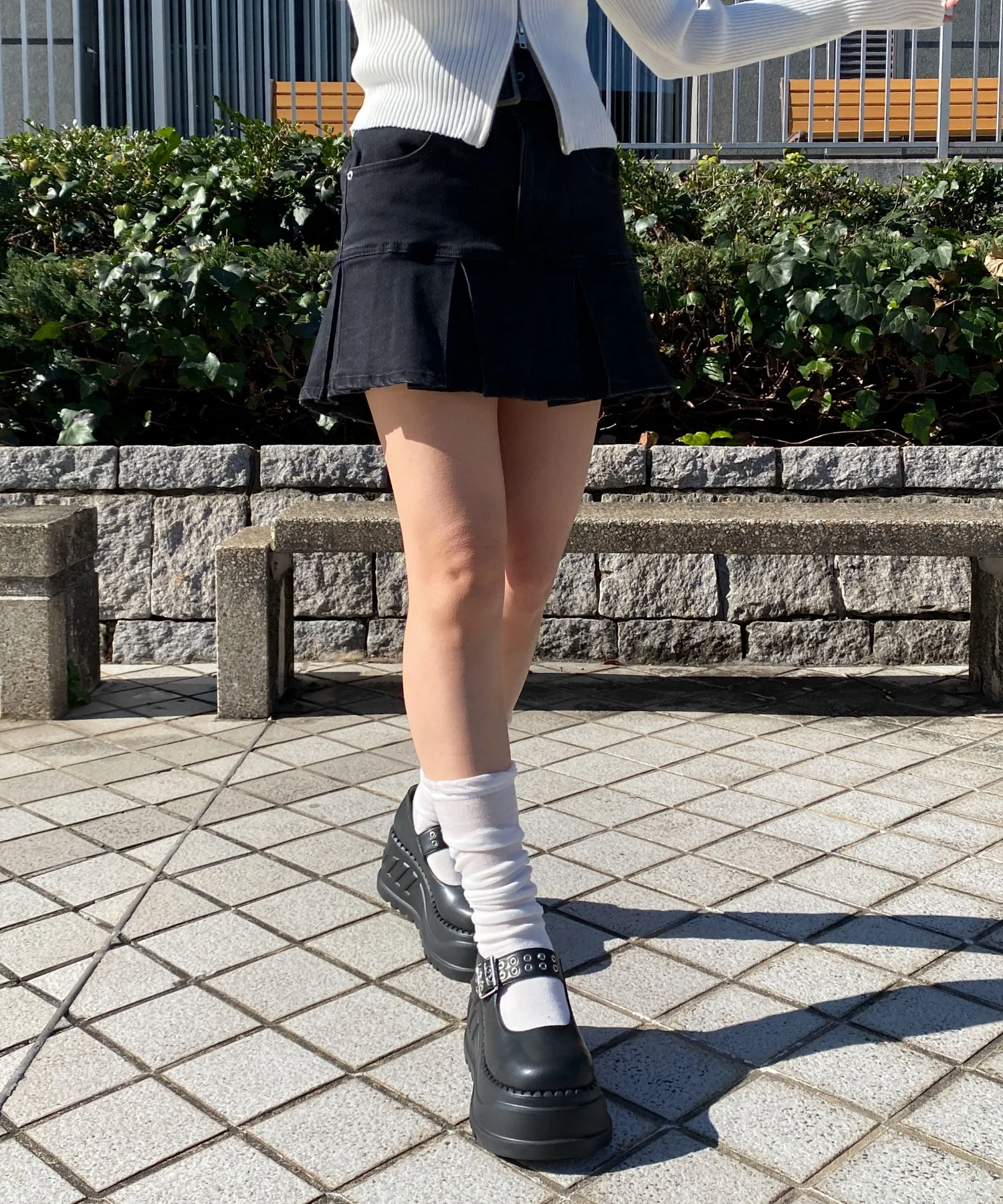 厚底ハトメワンストラップシューズ - Image 4
