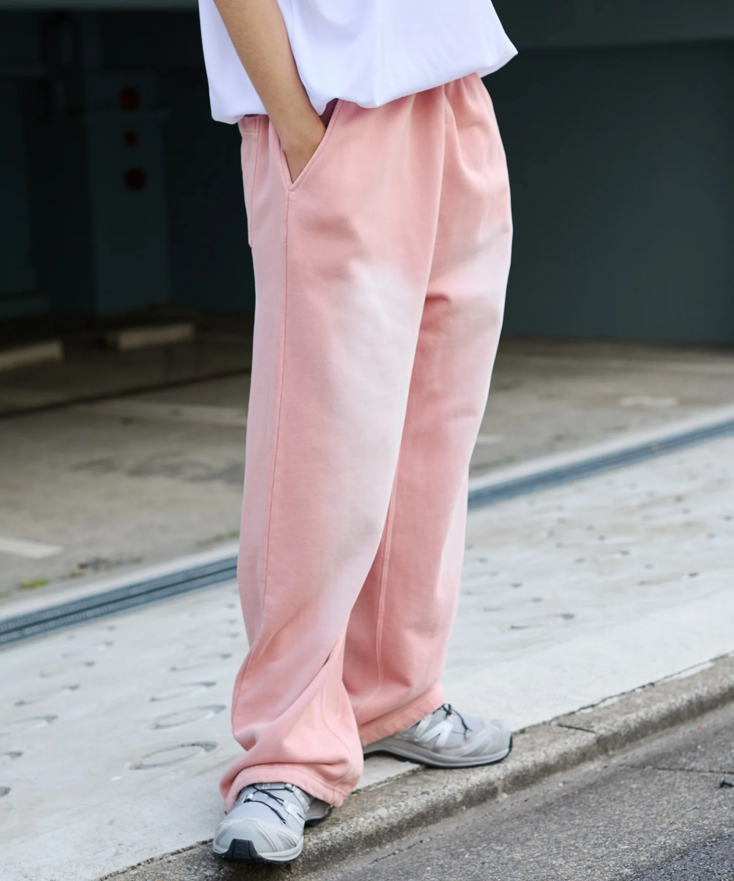 アシッドウォッシュグラフィックスウェットパンツ - Image 11
