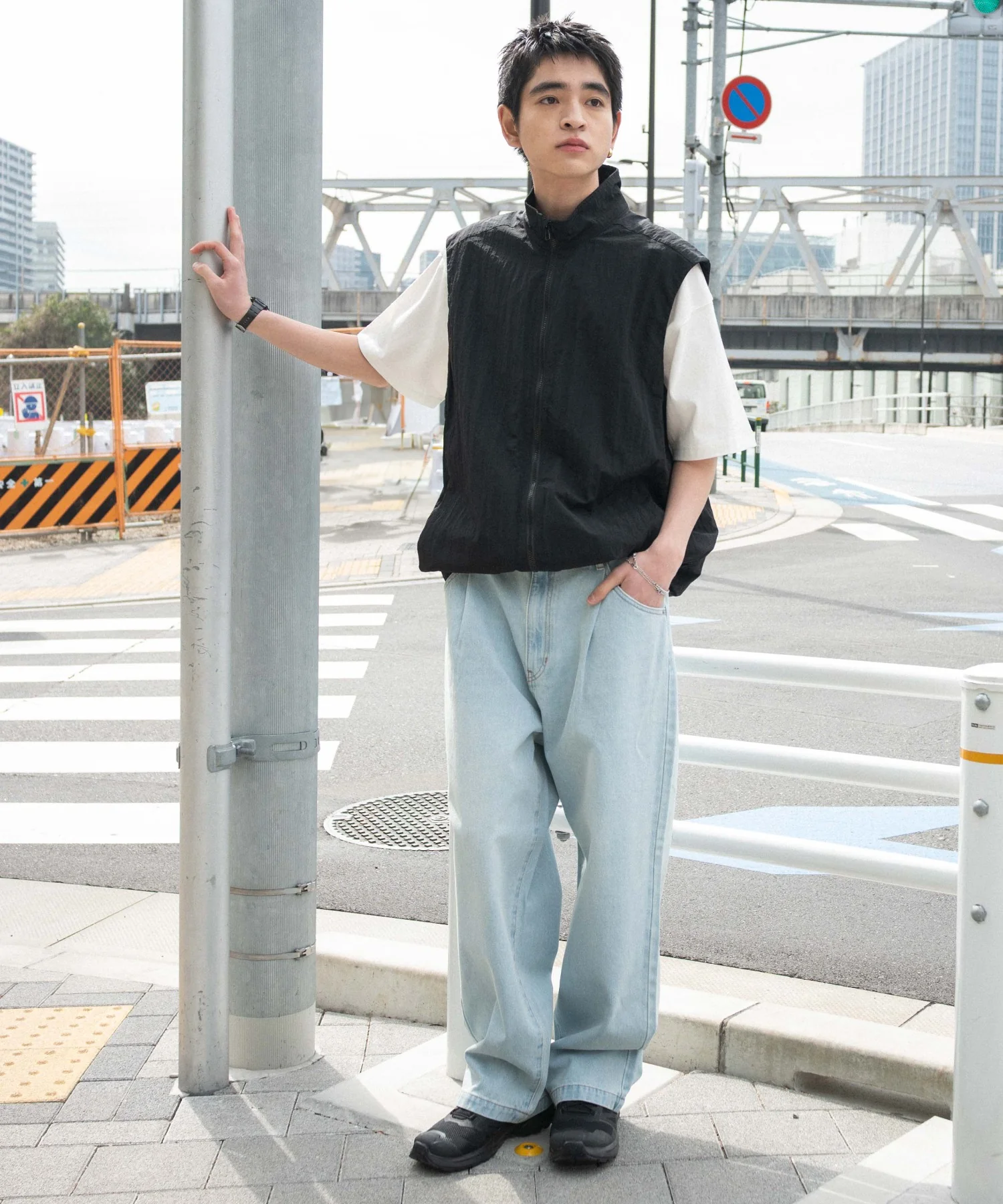 ルーズテーパードデニムパンツ - Image 20