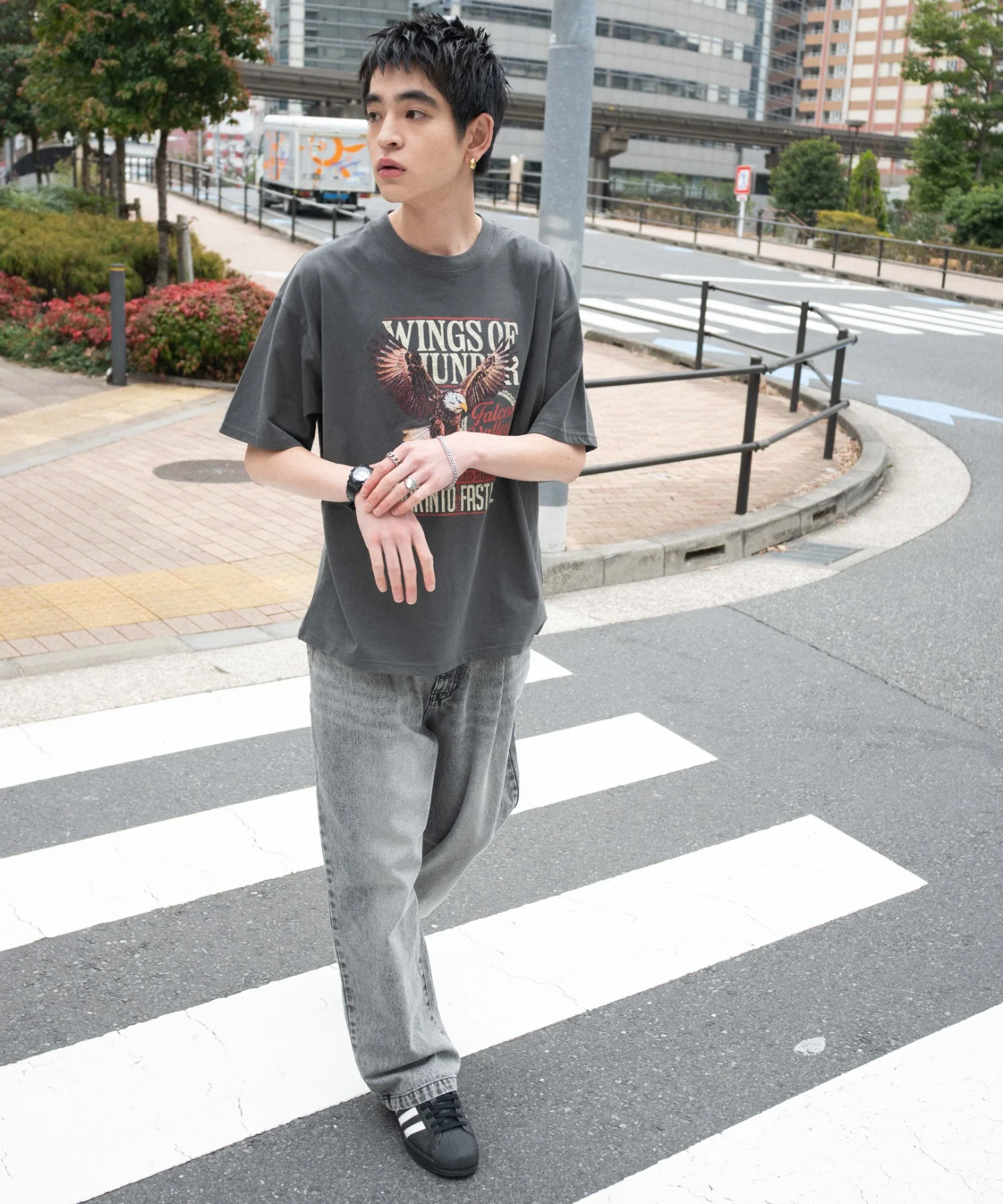 ルーズテーパードデニムパンツ - Image 43
