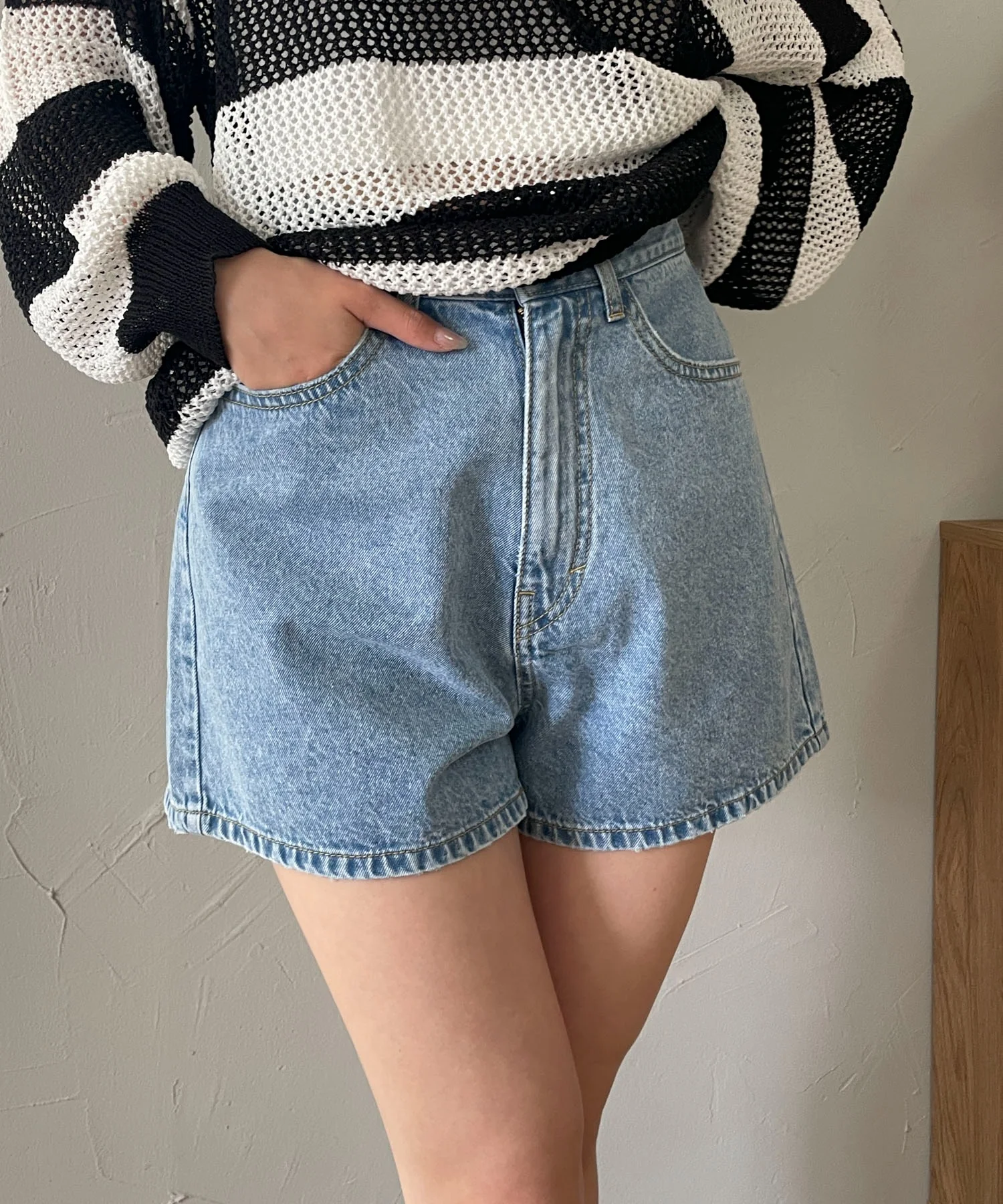 デニムショートパンツ - Image 2