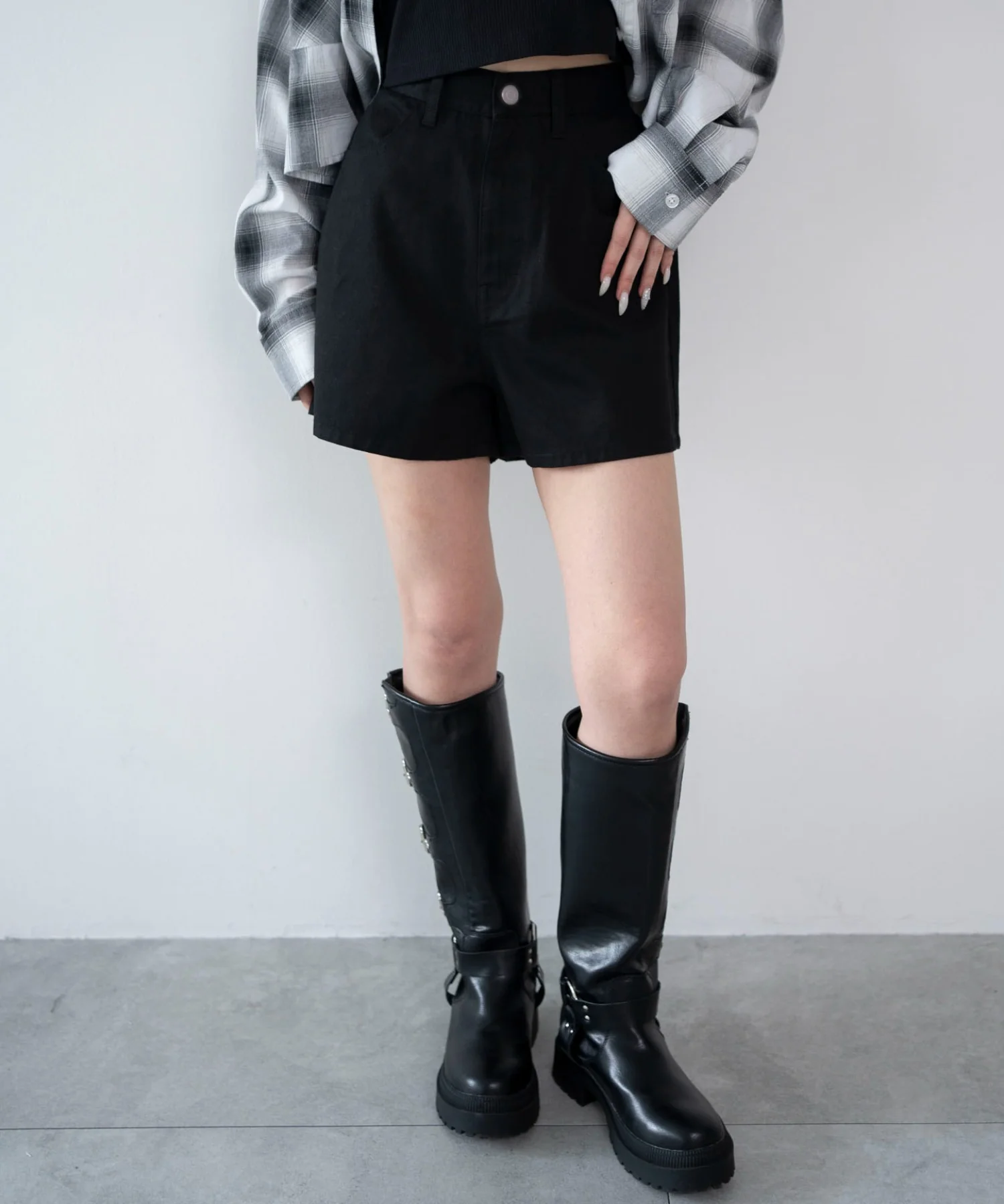 デニムショートパンツ - Image 25