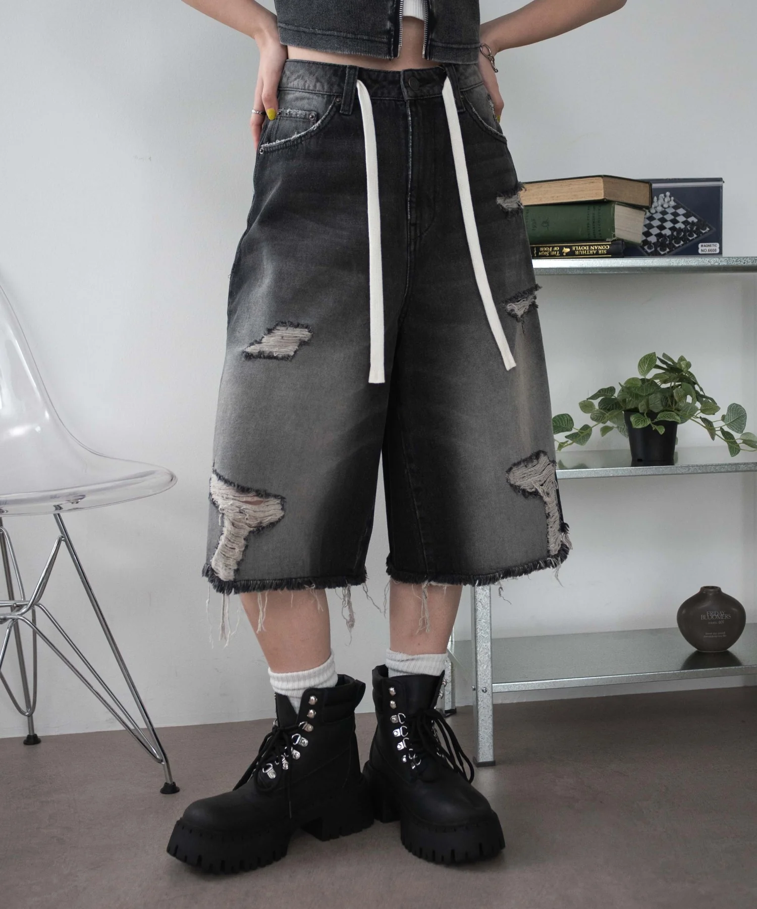 ヴィンテージウォッシュダメージバギーハーフパンツ - Image 13