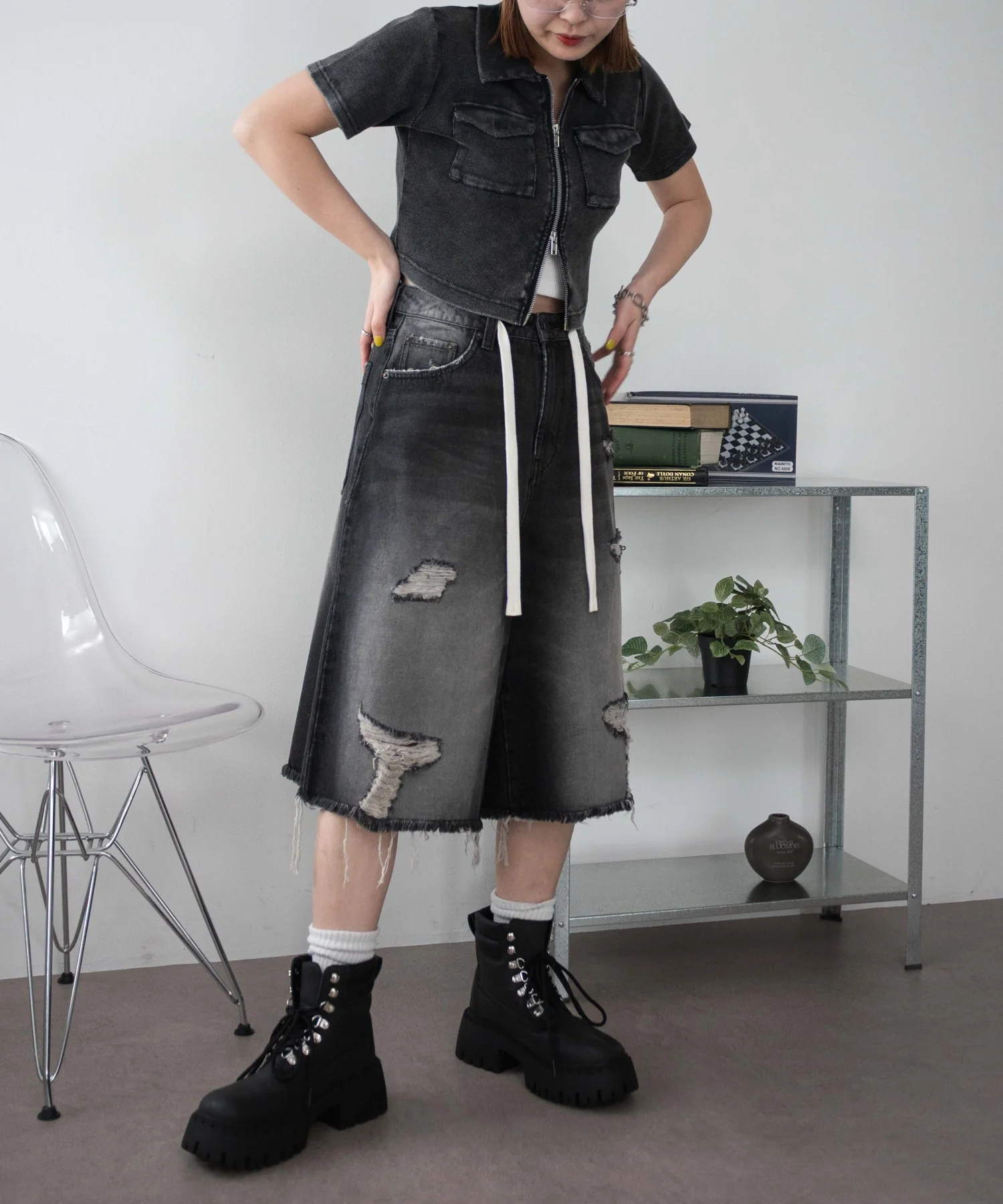 ヴィンテージウォッシュダメージバギーハーフパンツ - Image 16