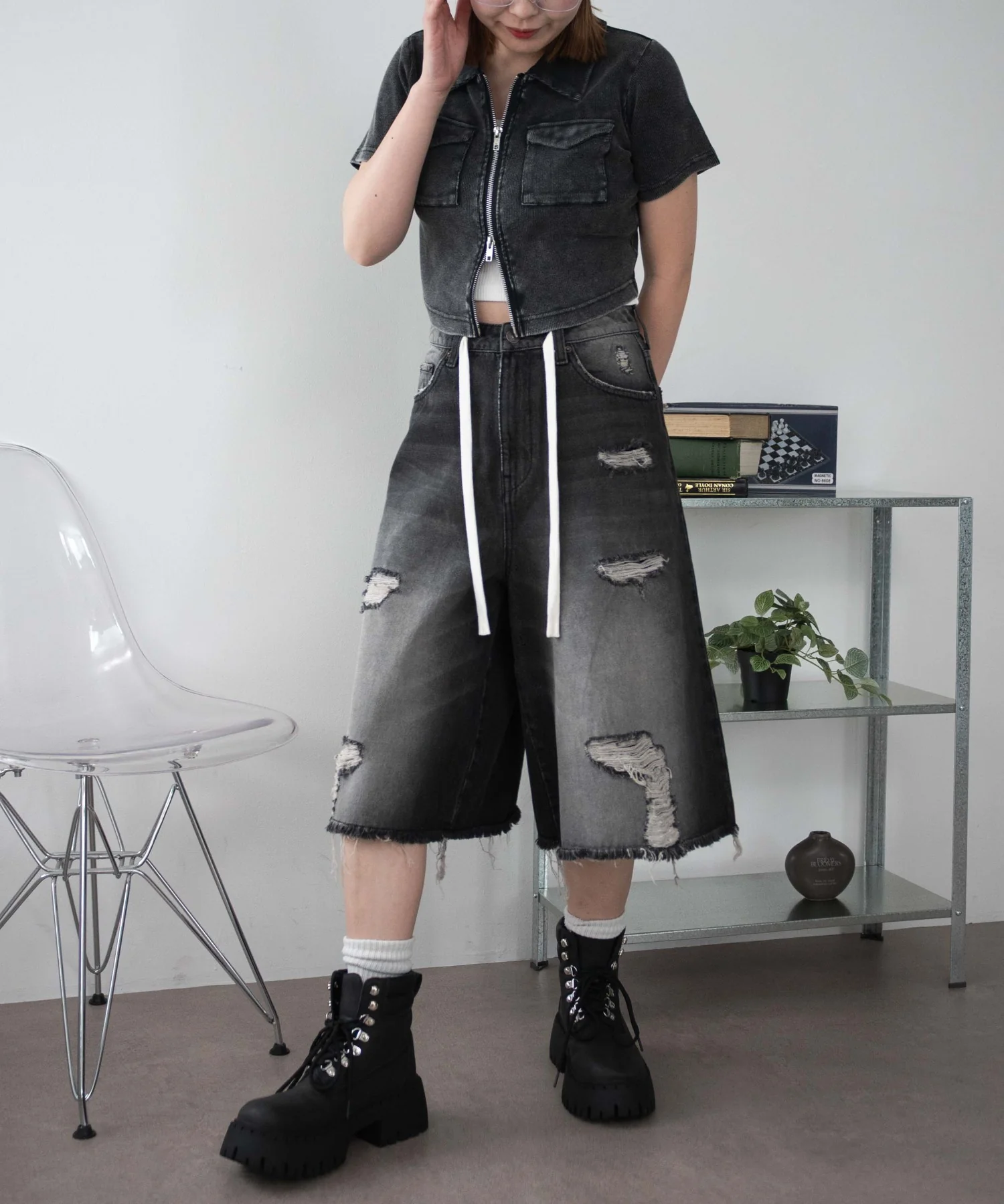 ヴィンテージウォッシュダメージバギーハーフパンツ - Image 4