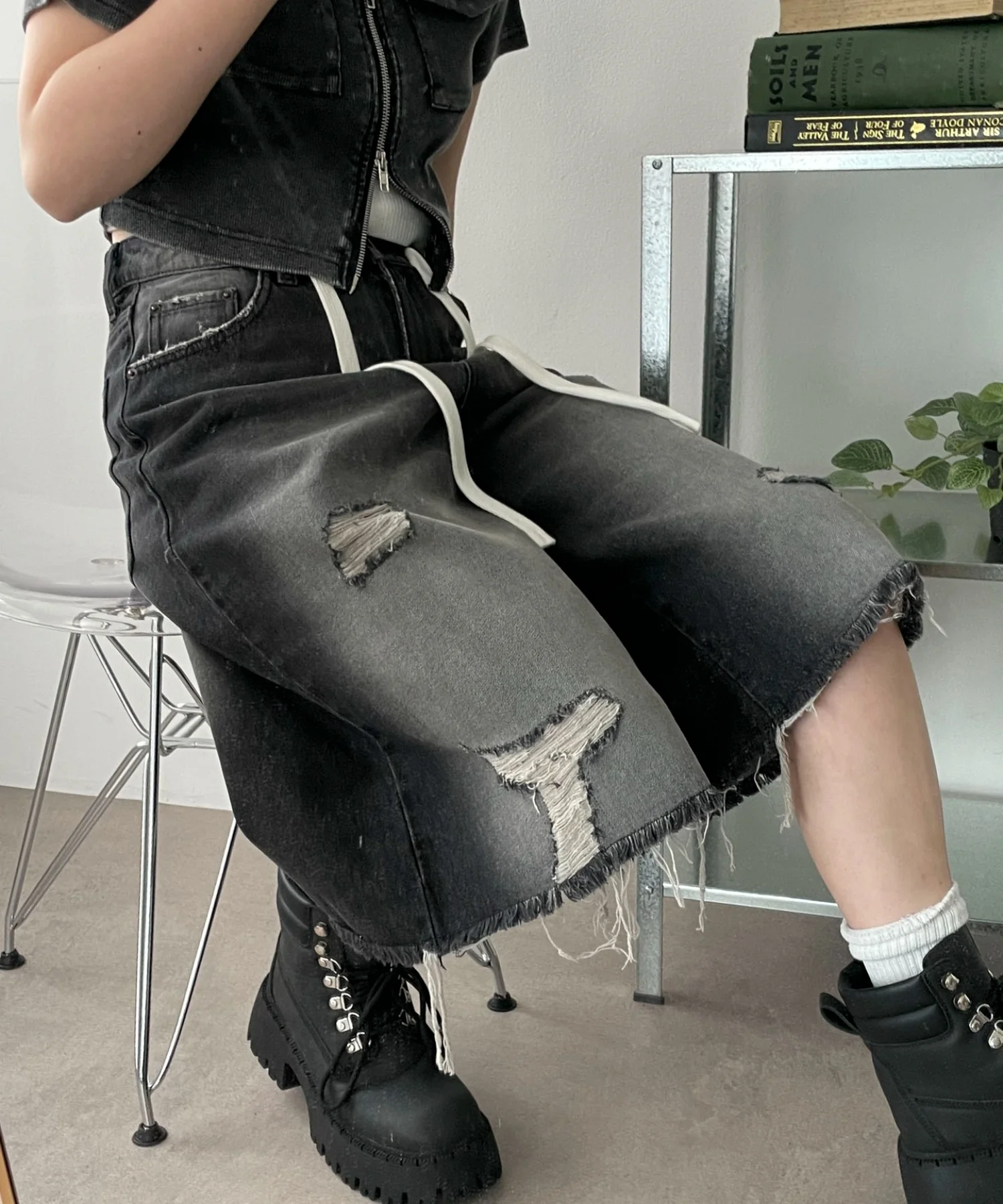 ヴィンテージウォッシュダメージバギーハーフパンツ - Image 7