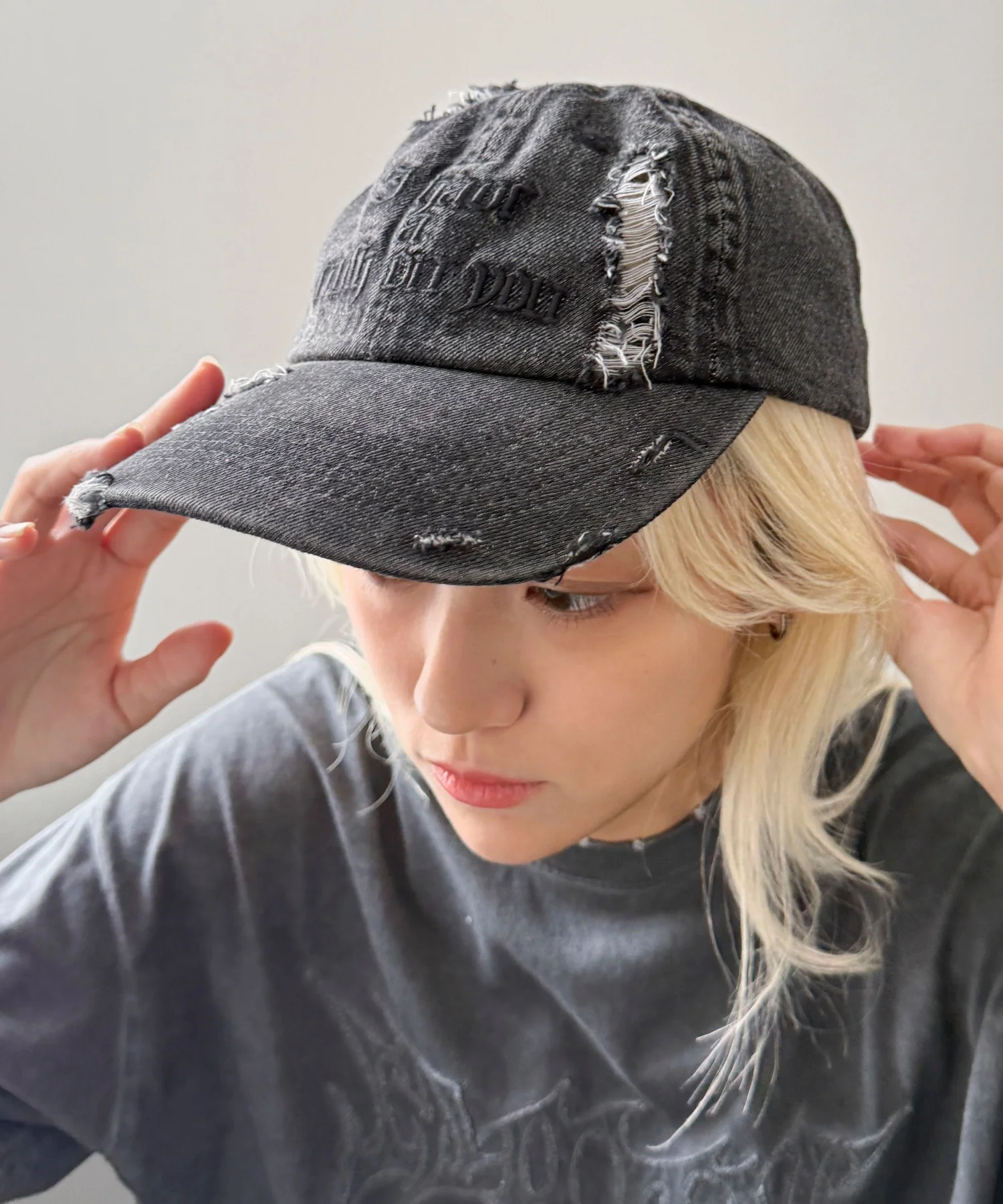 オールドイングリッシュロゴダメージデニムキャップ - Image 6