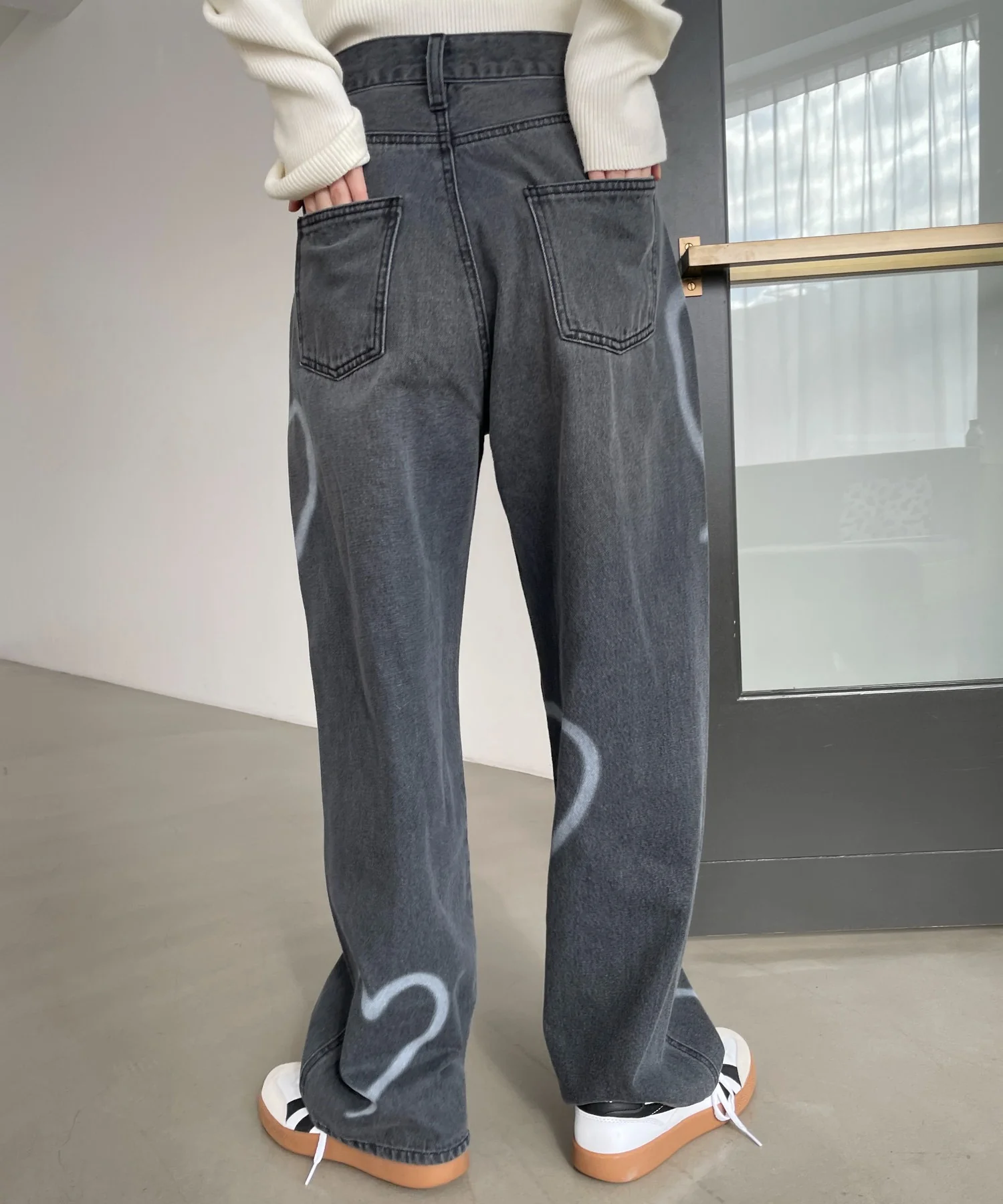 スプレーペイントストレートデニムパンツ - Image 19
