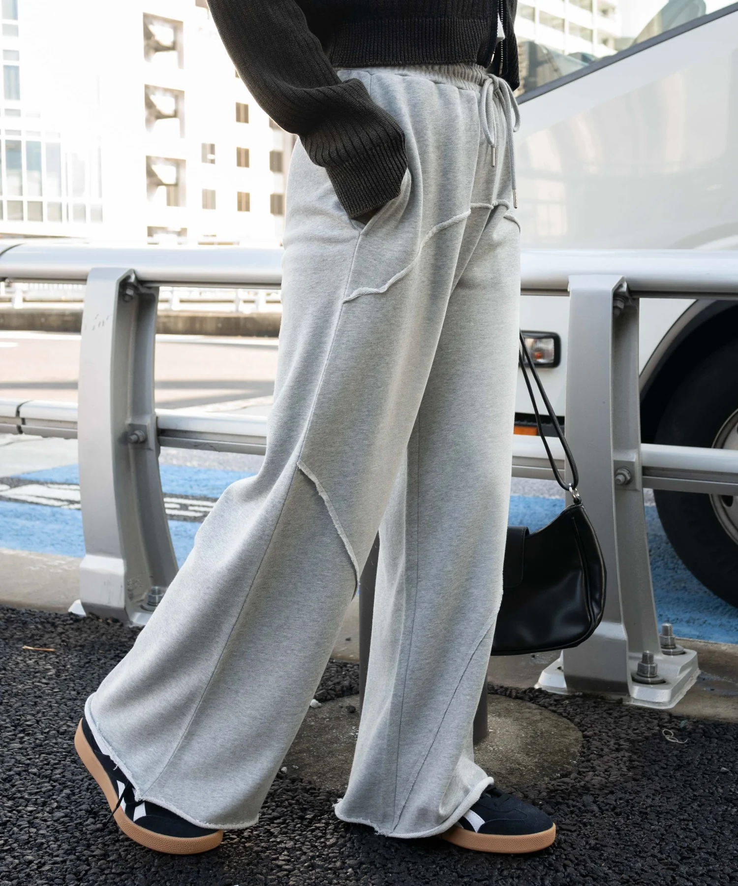 ヴィンテージウォッシュスウェットワイドパンツ - Image 12