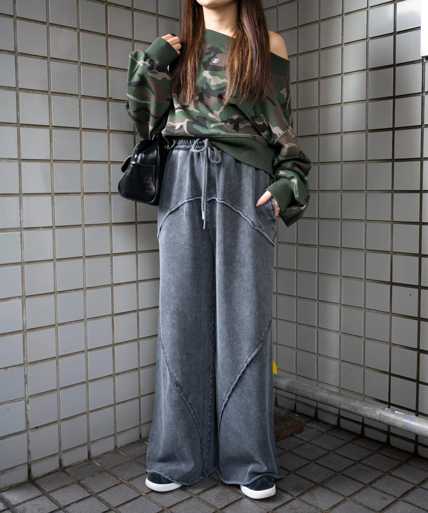 ヴィンテージウォッシュスウェットワイドパンツ - Image 4