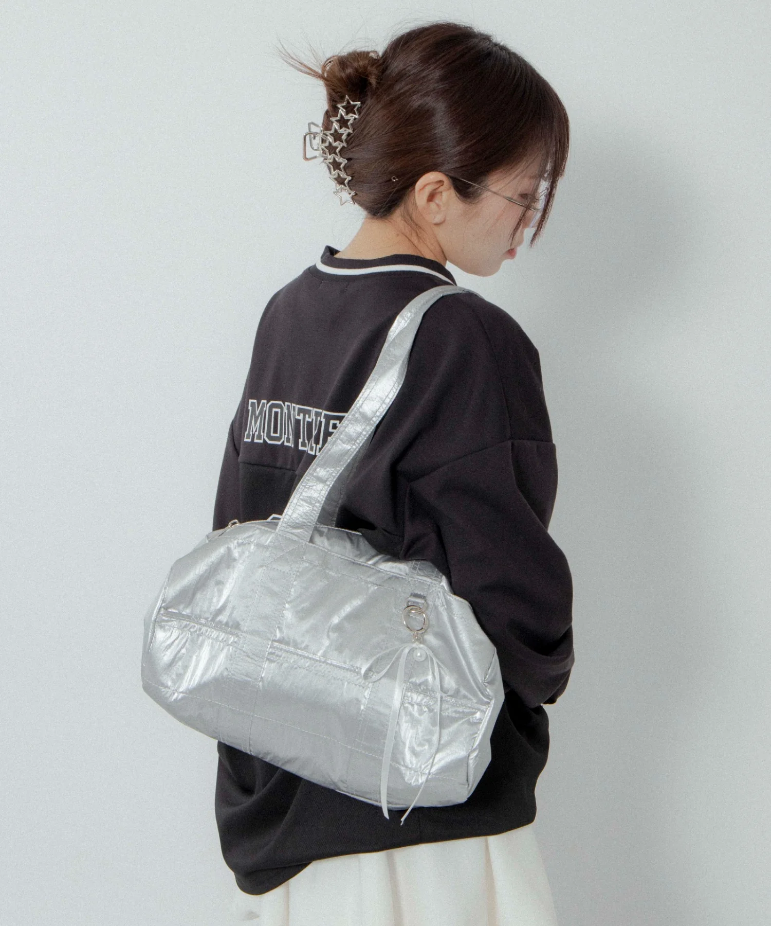サテンリボンチャーム付きボストンバッグ - Image 11