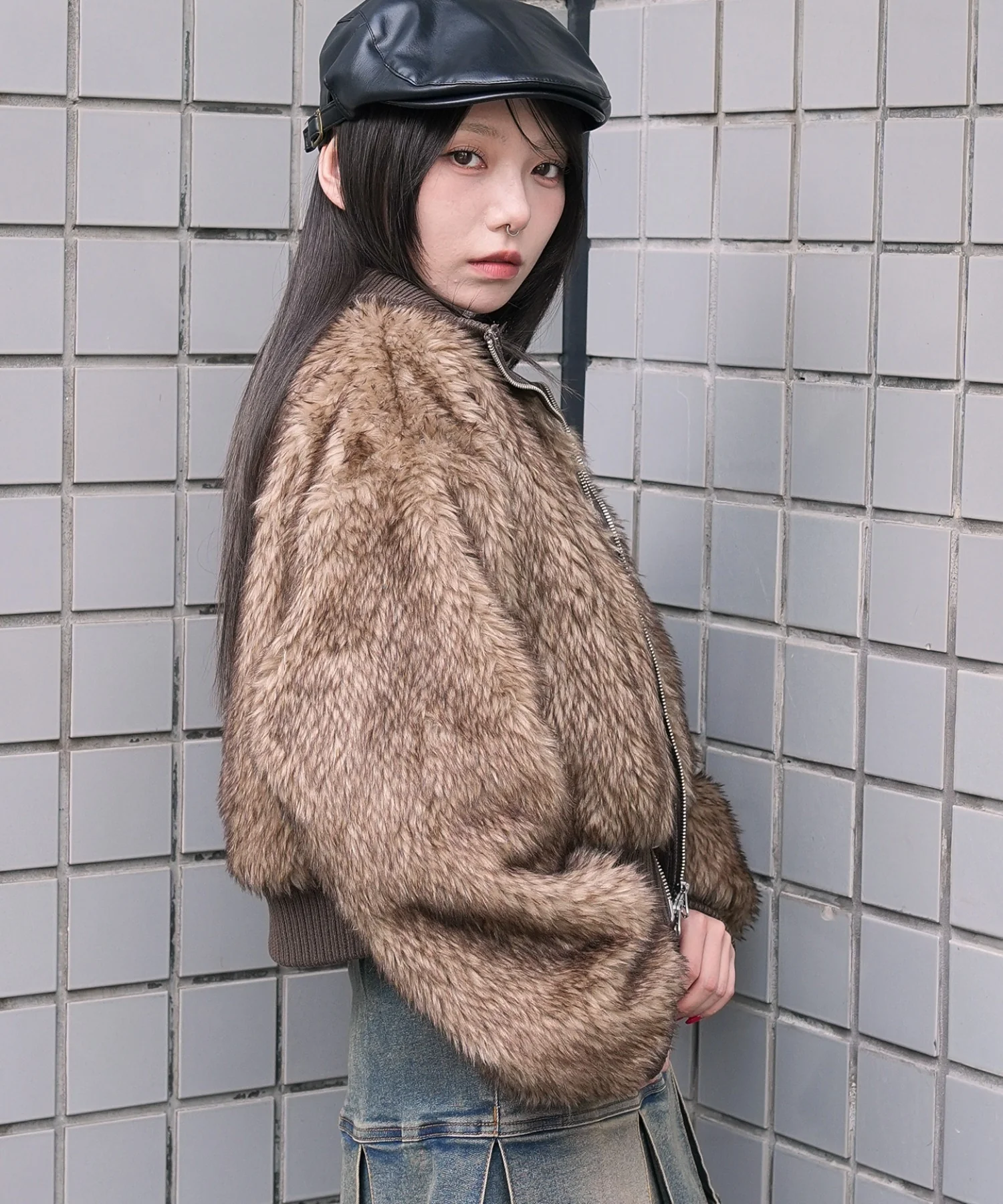 フェイクファーショートブルゾン - Image 15