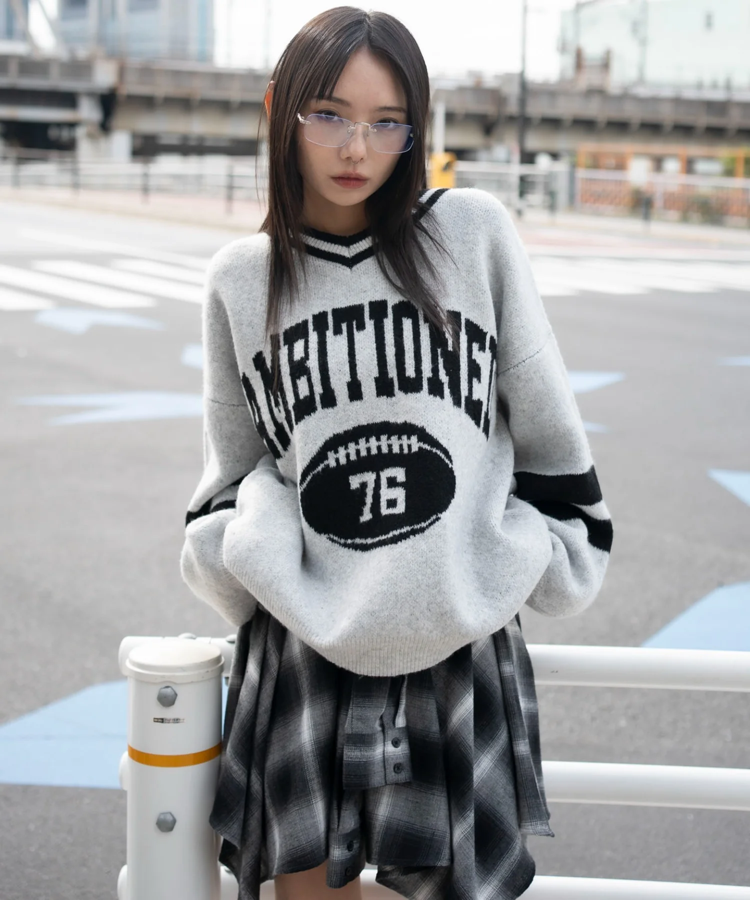 フラッフィーVネックニットBIGプルオーバー - Image 21
