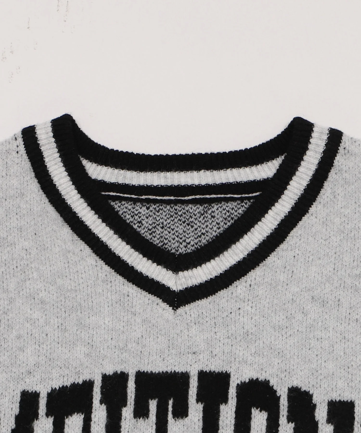フラッフィーVネックニットBIGプルオーバー - Image 33