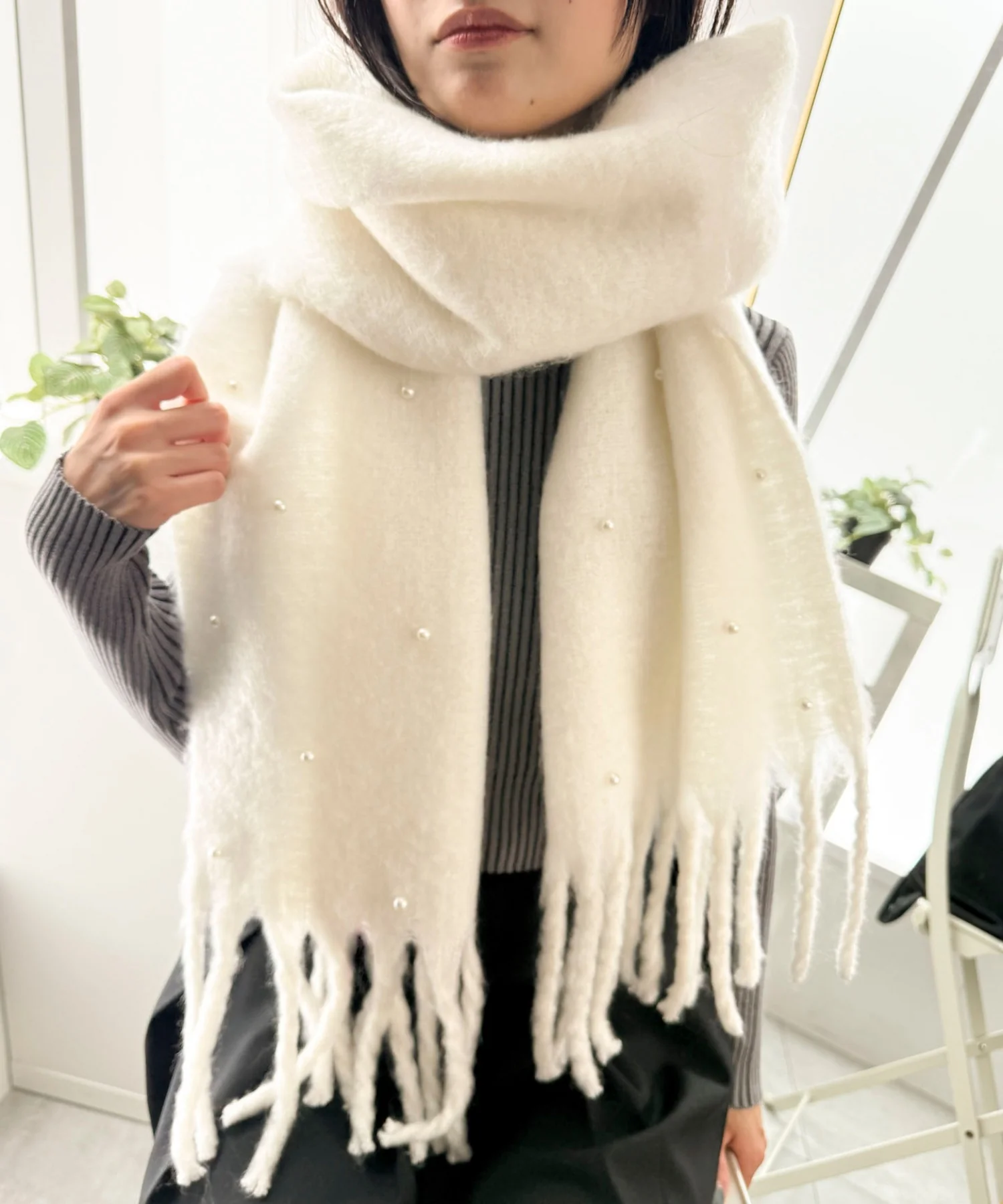 パール付きワイドフリンジストール - Image 6