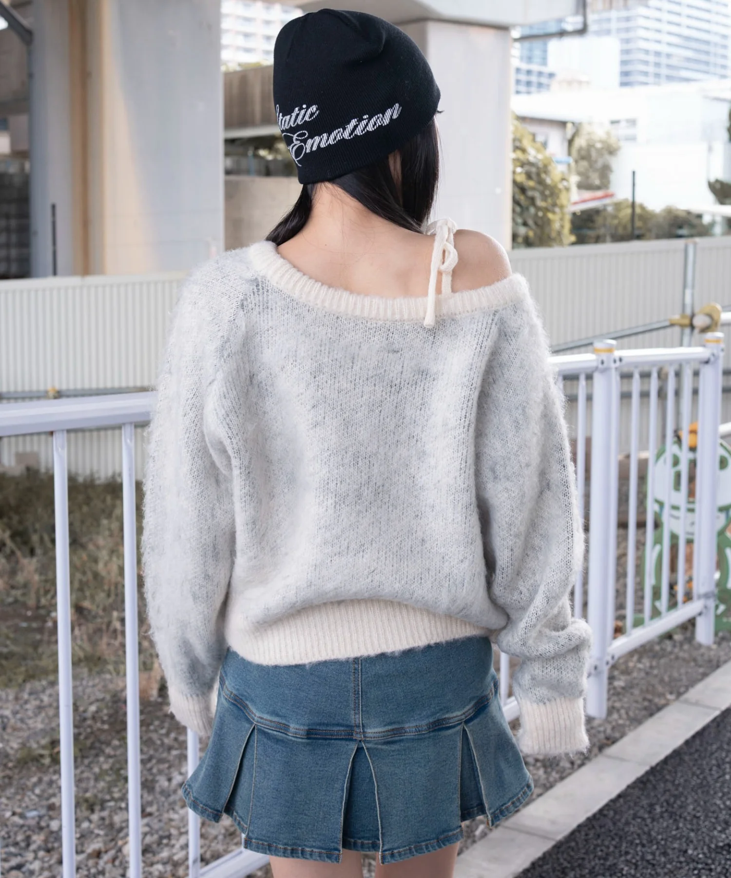 シャギー2WAYグラフィックワンショルニット - Image 11