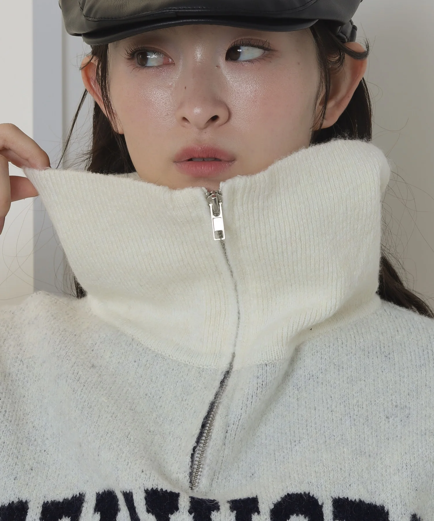 フラッフィーハーフジップニット - Image 9