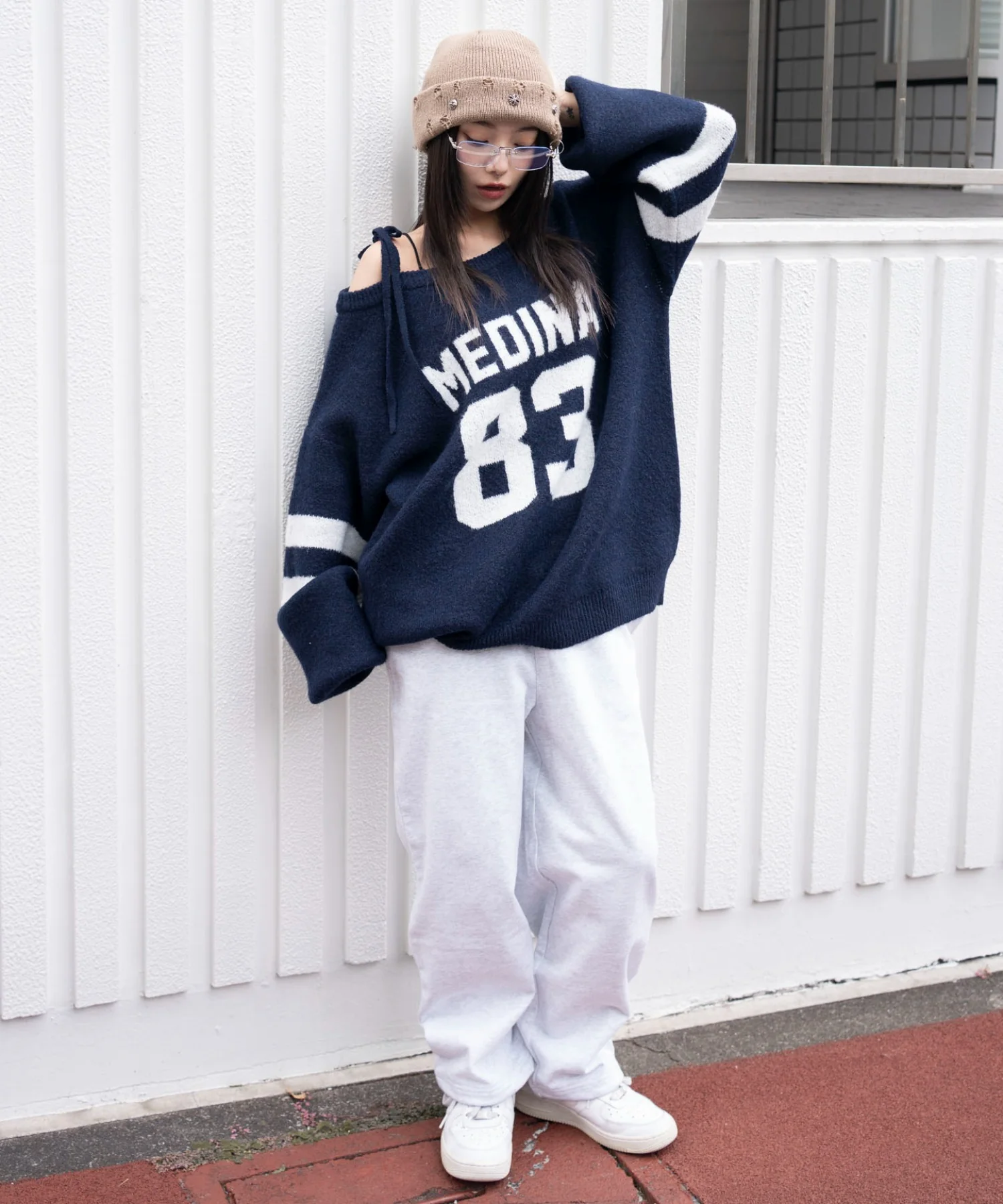 フラッフィー2WAYグラフィックワンショルBIGニット - Image 5