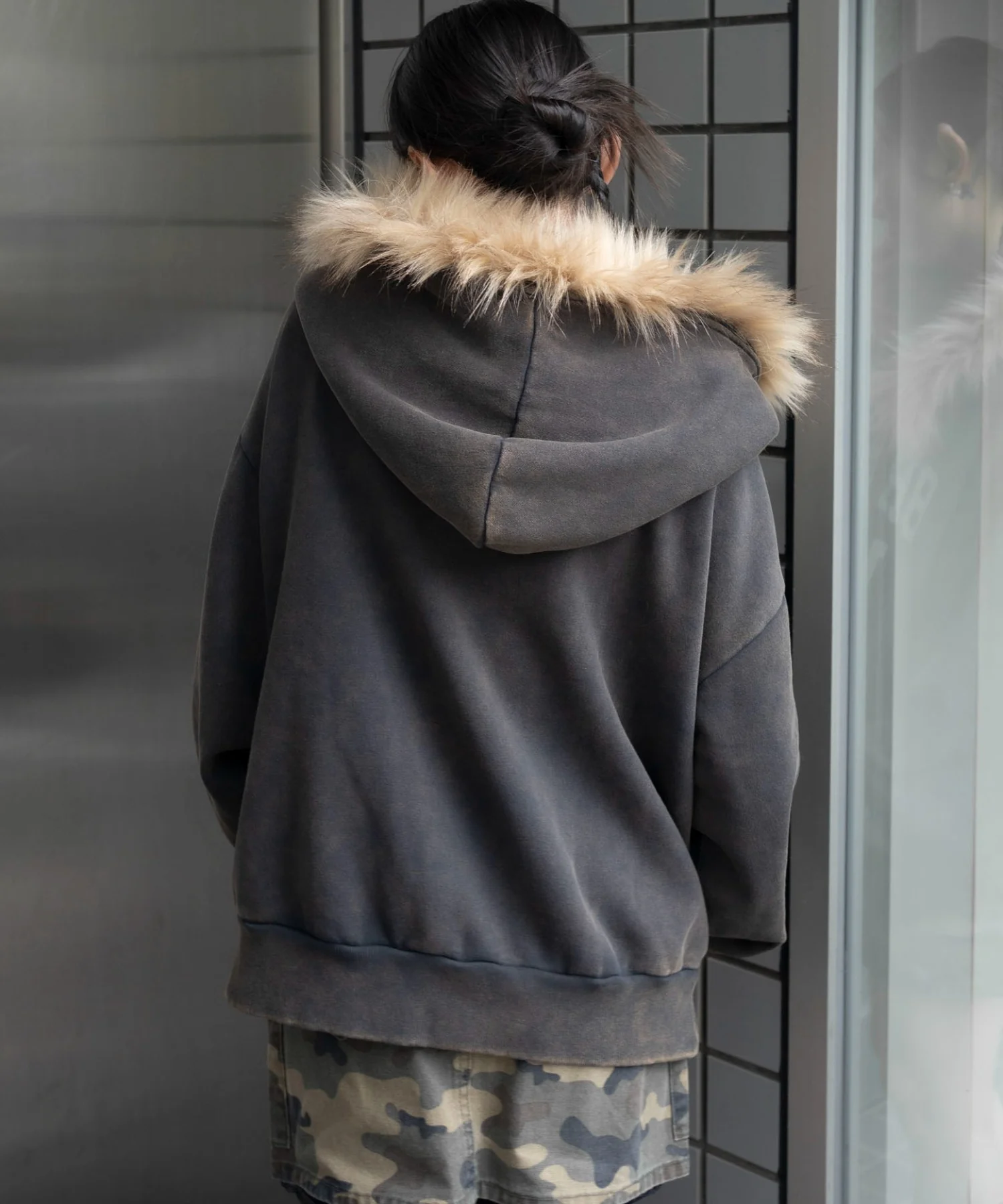 裏起毛ファーフードBIGZIPパーカー - Image 24