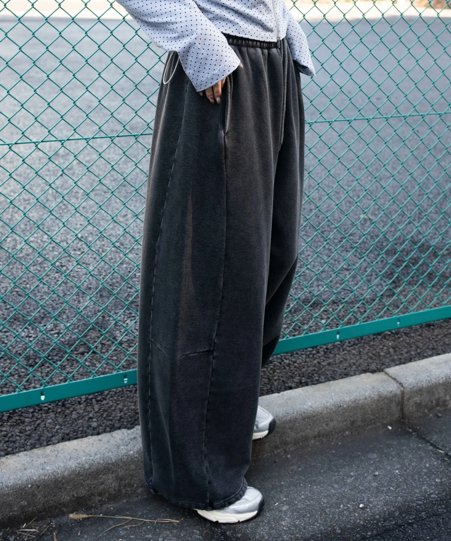 裏起毛カーブデザインスウェットパンツ - Image 17