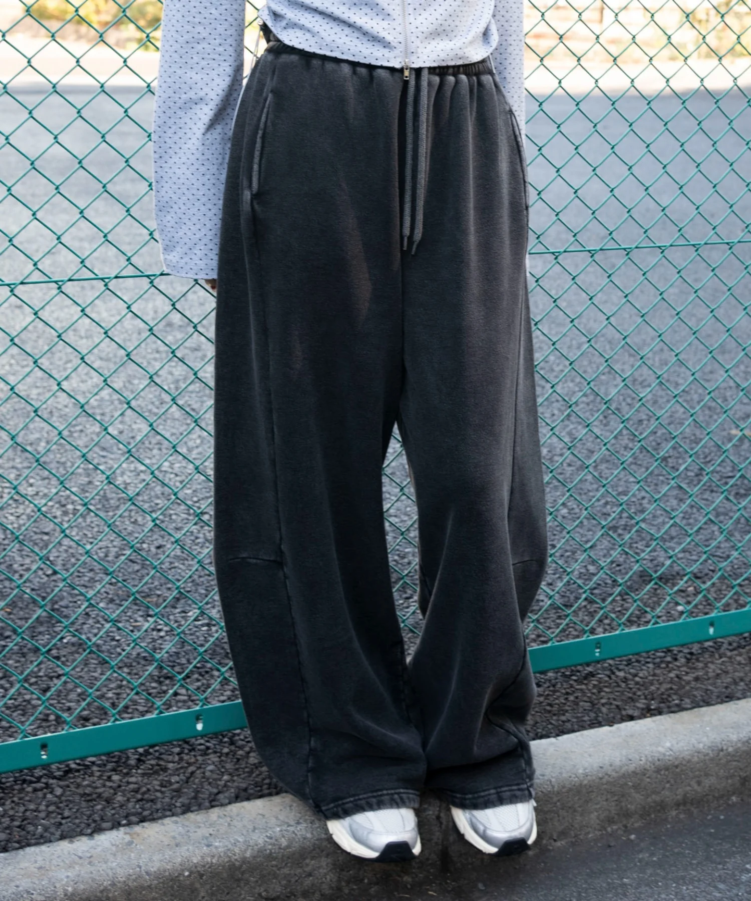 裏起毛カーブデザインスウェットパンツ - Image 2