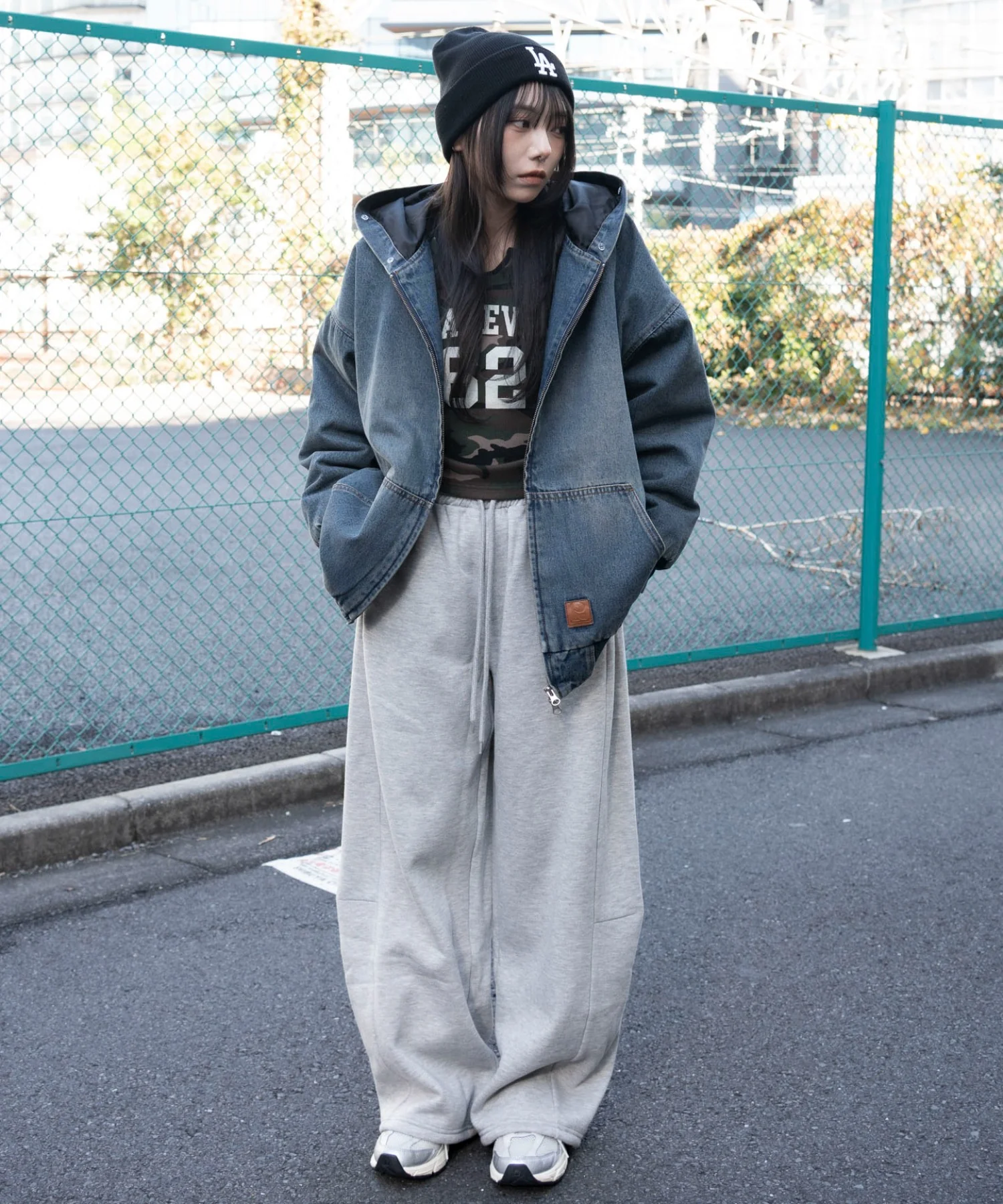 裏起毛カーブデザインスウェットパンツ - Image 3