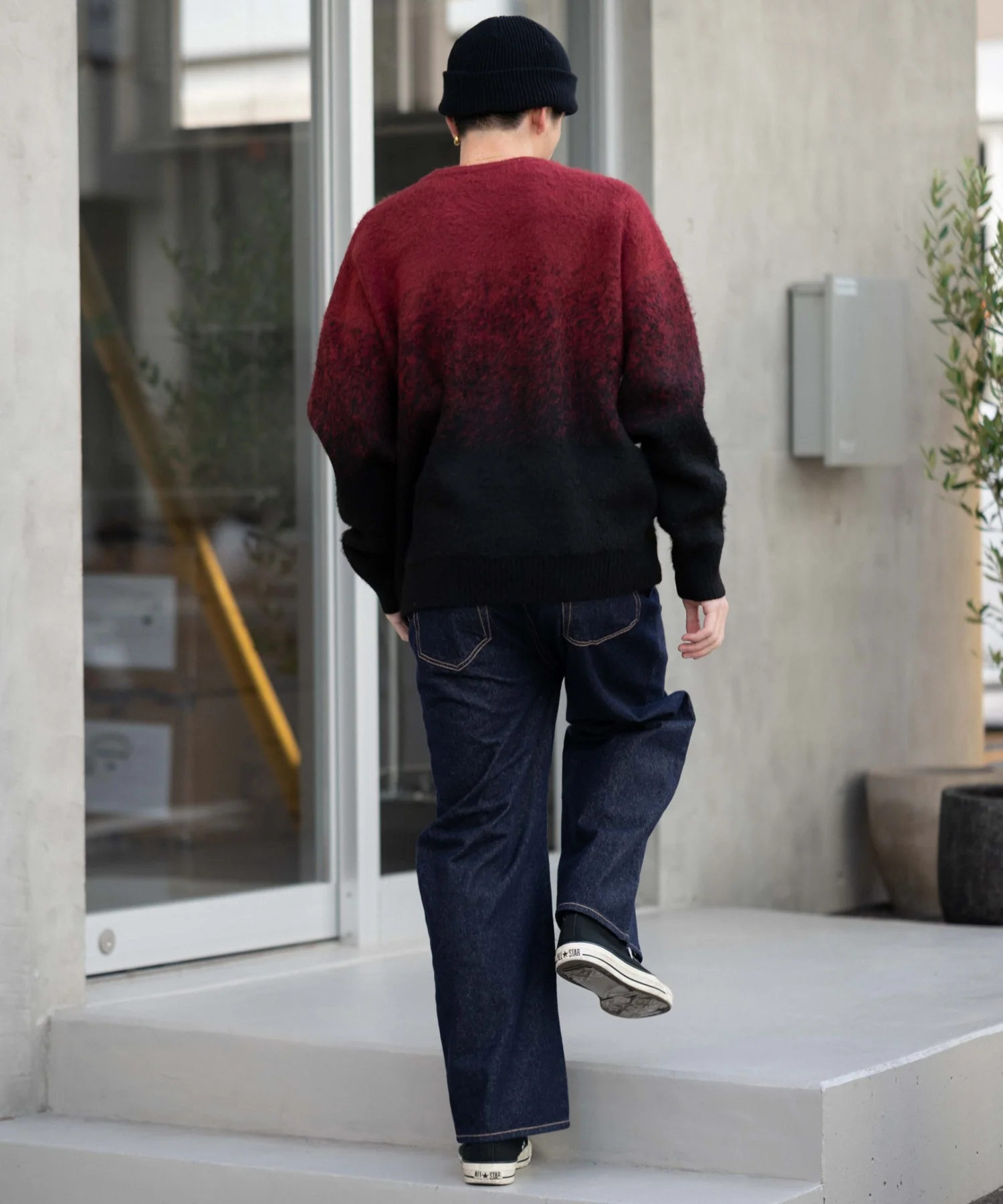ファジーグラデーションプルオーバー - Image 17