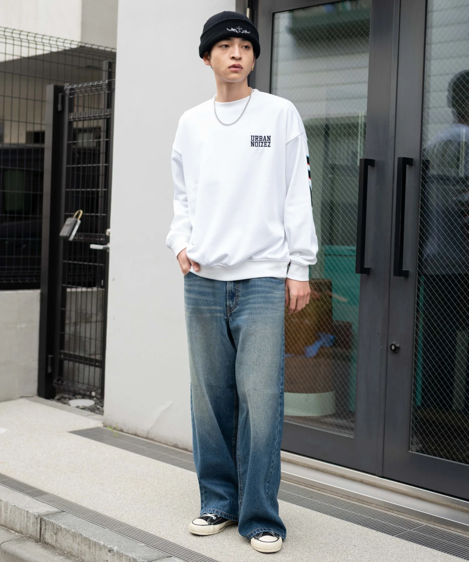 アクセ付き裏シャギーグラフィックプルオーバー - Image 20