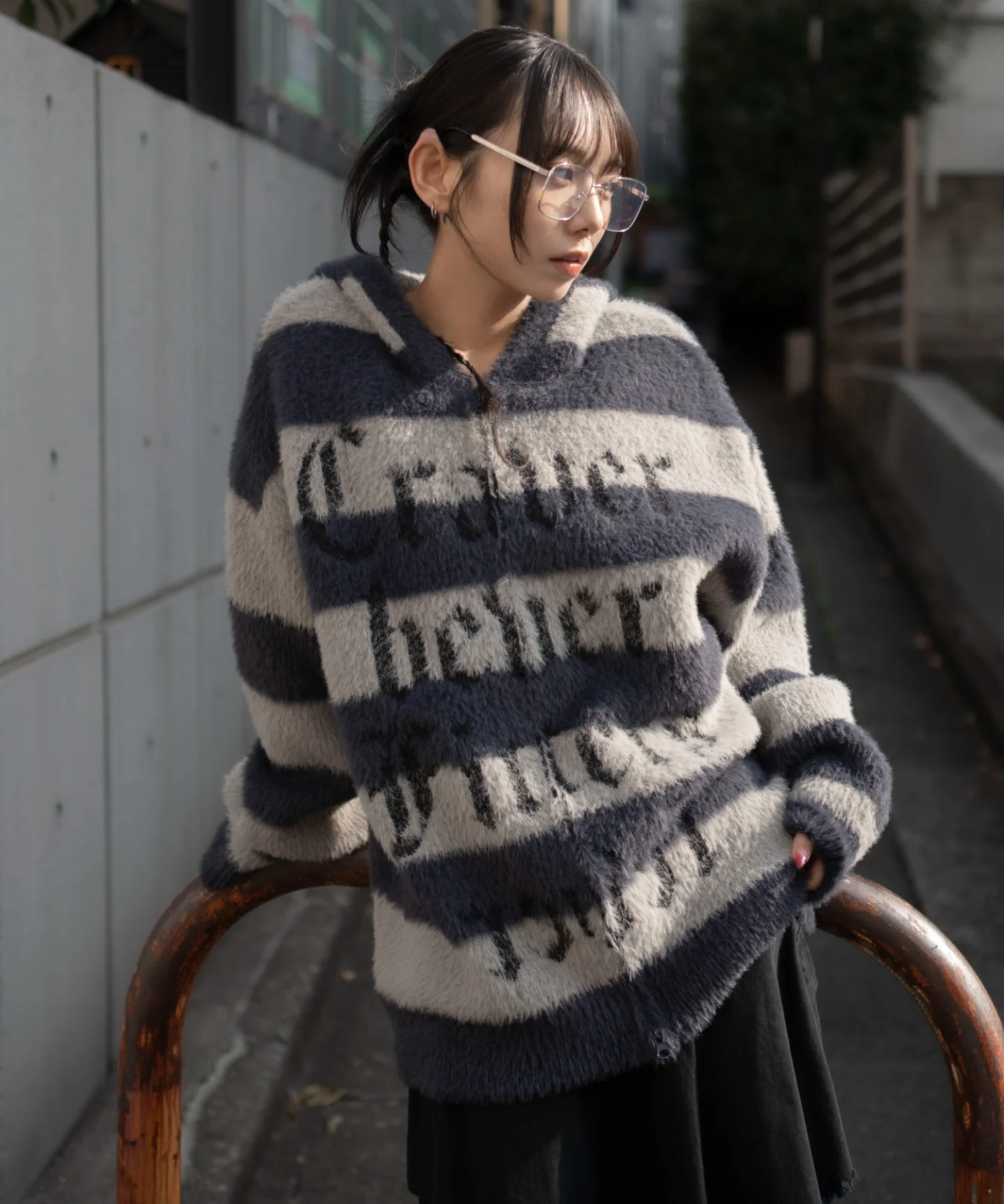 シャギーグラフィックZIPパーカー - Image 30